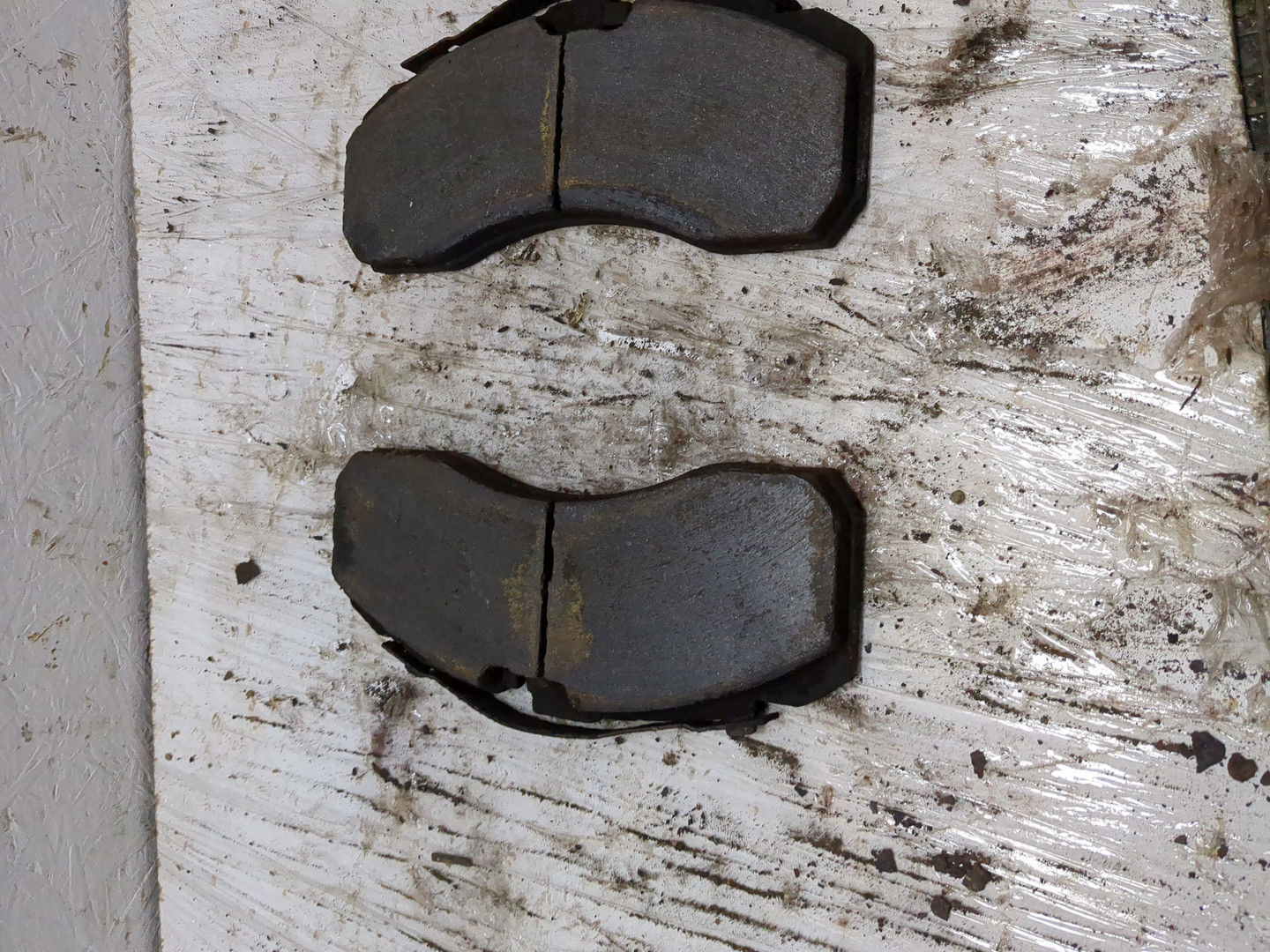 Колодки тормозные задние дисковые к-т