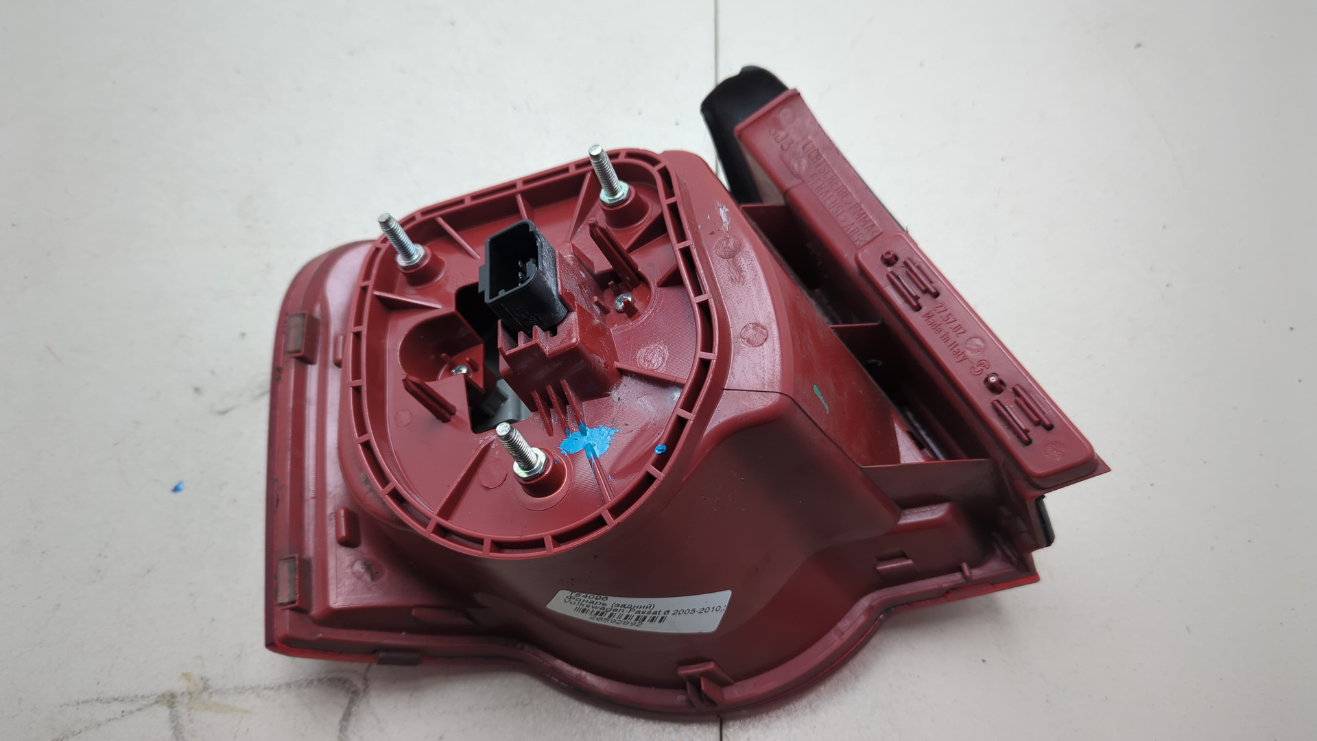 Фонарь задний правый