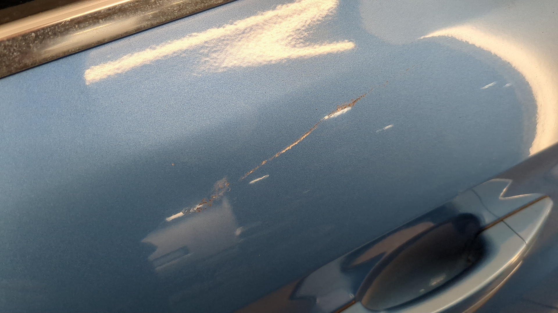 Дверь задняя левая