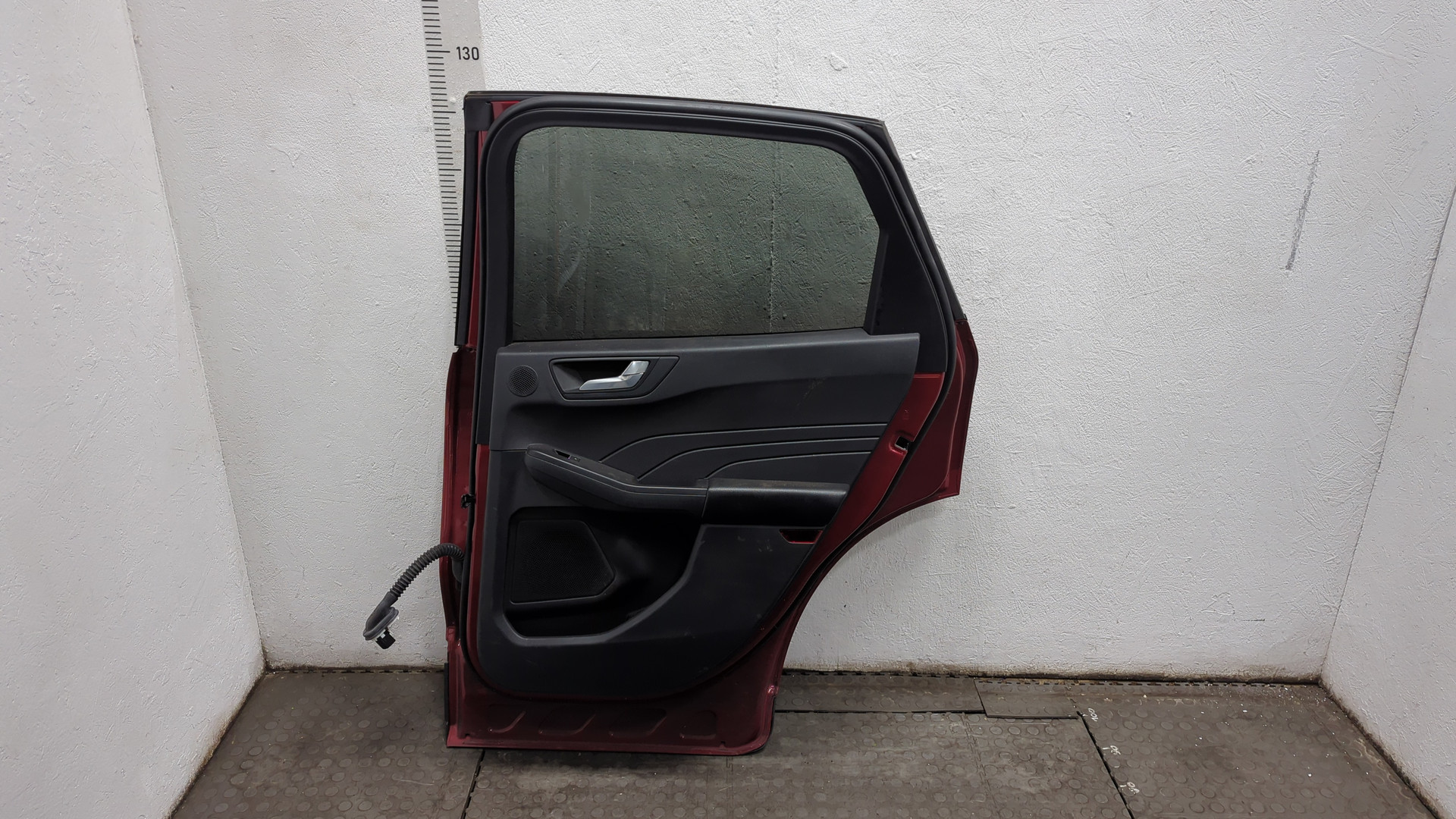 Дверь задняя правая