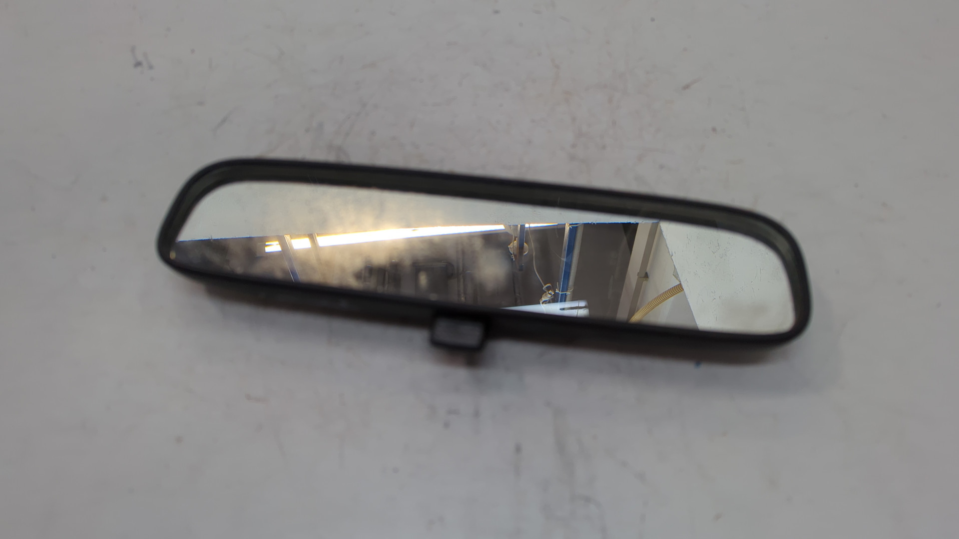 Зеркало заднего вида