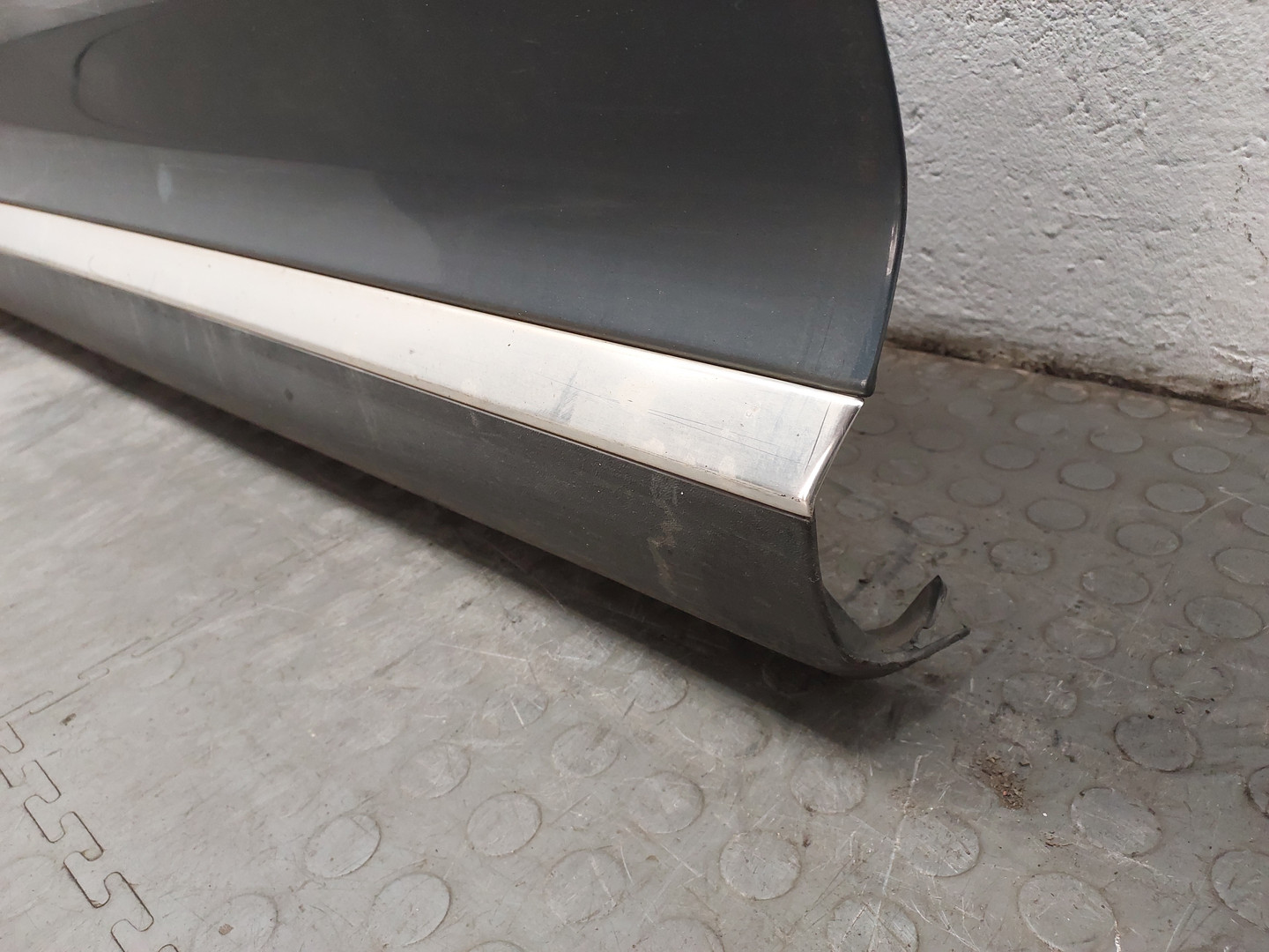 Дверь передняя левая