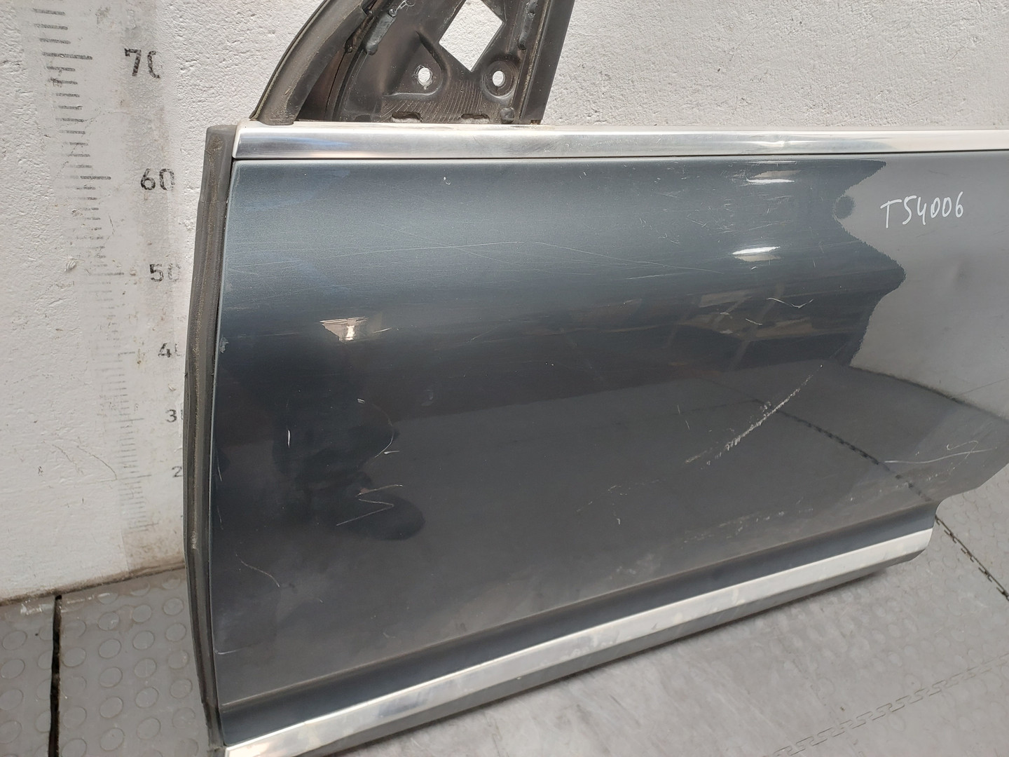 Дверь передняя левая