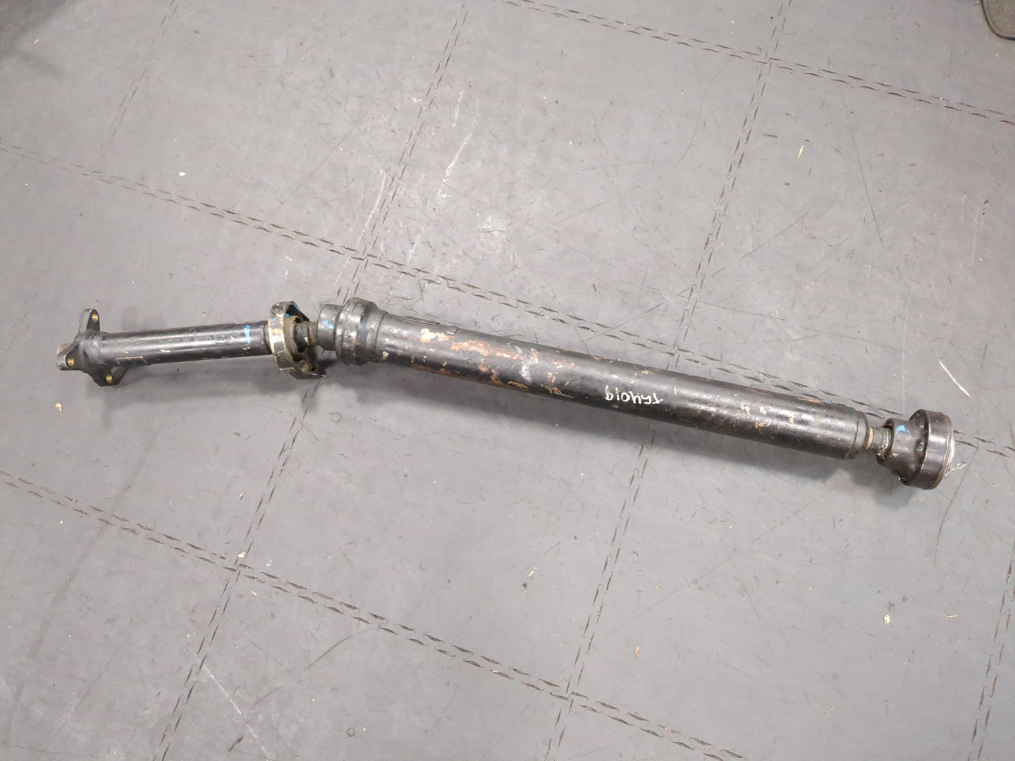 Вал карданный задний