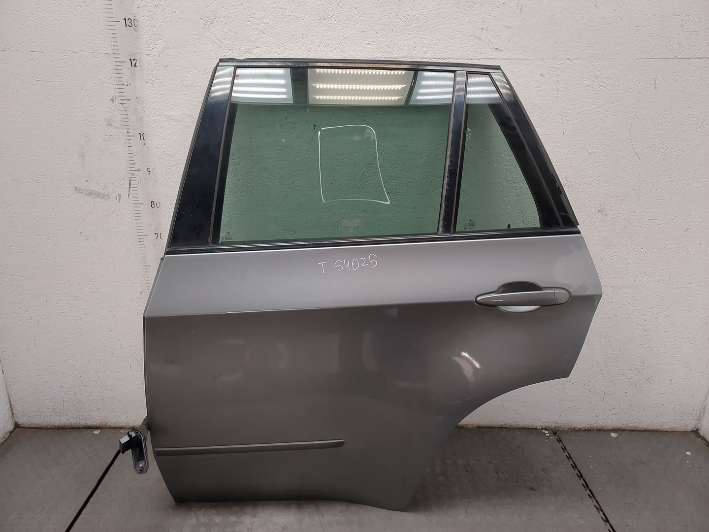 Дверь задняя левая