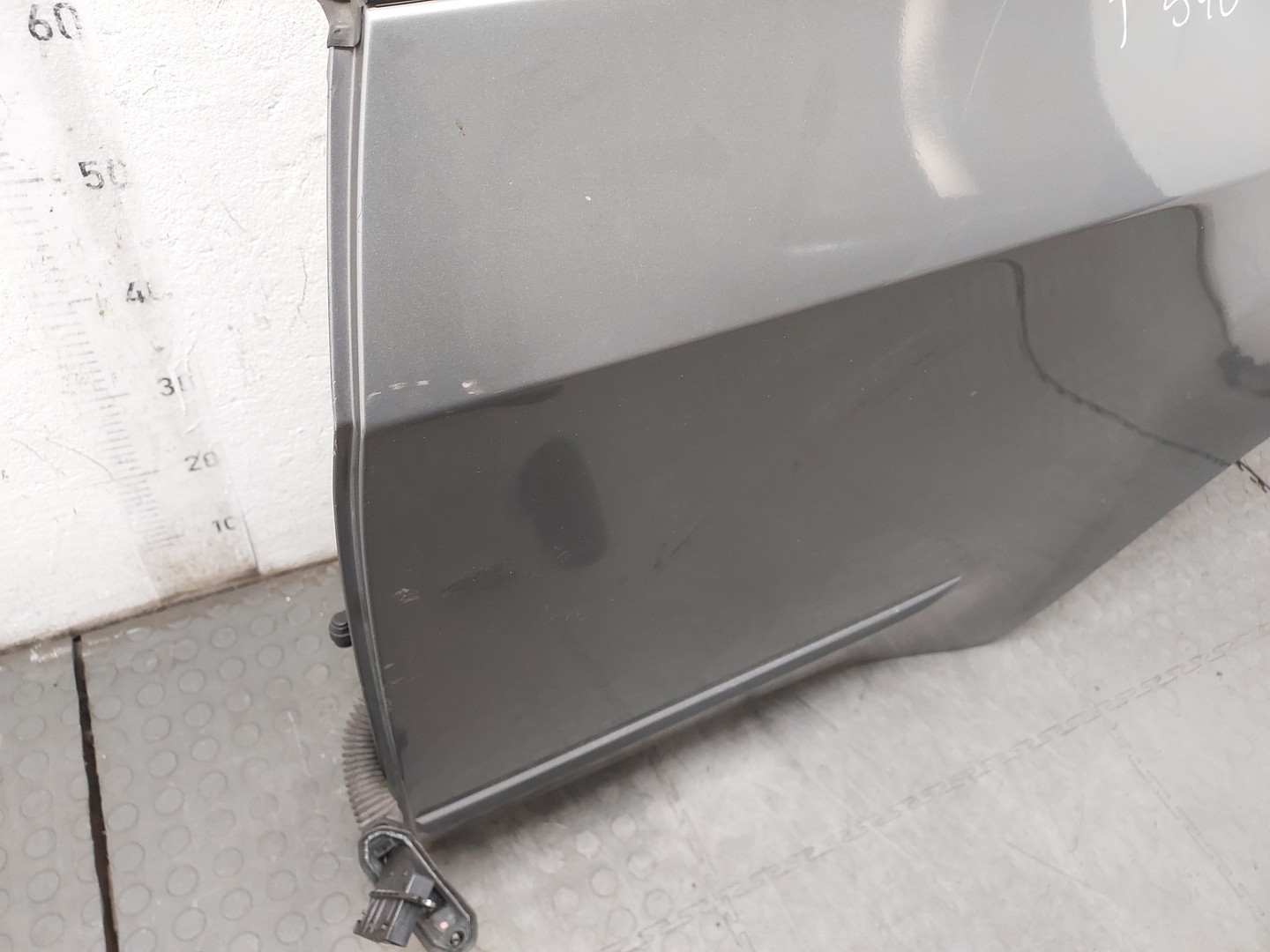 Дверь задняя левая