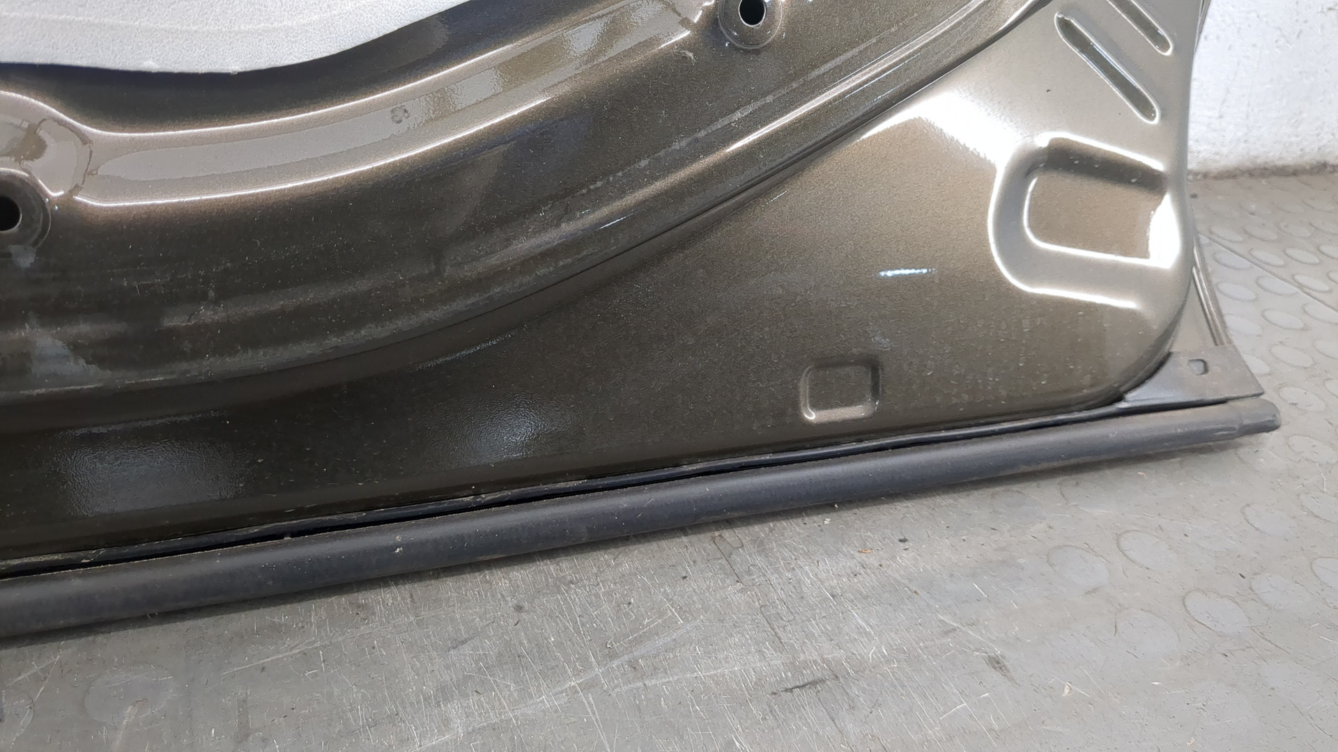 Дверь передняя правая