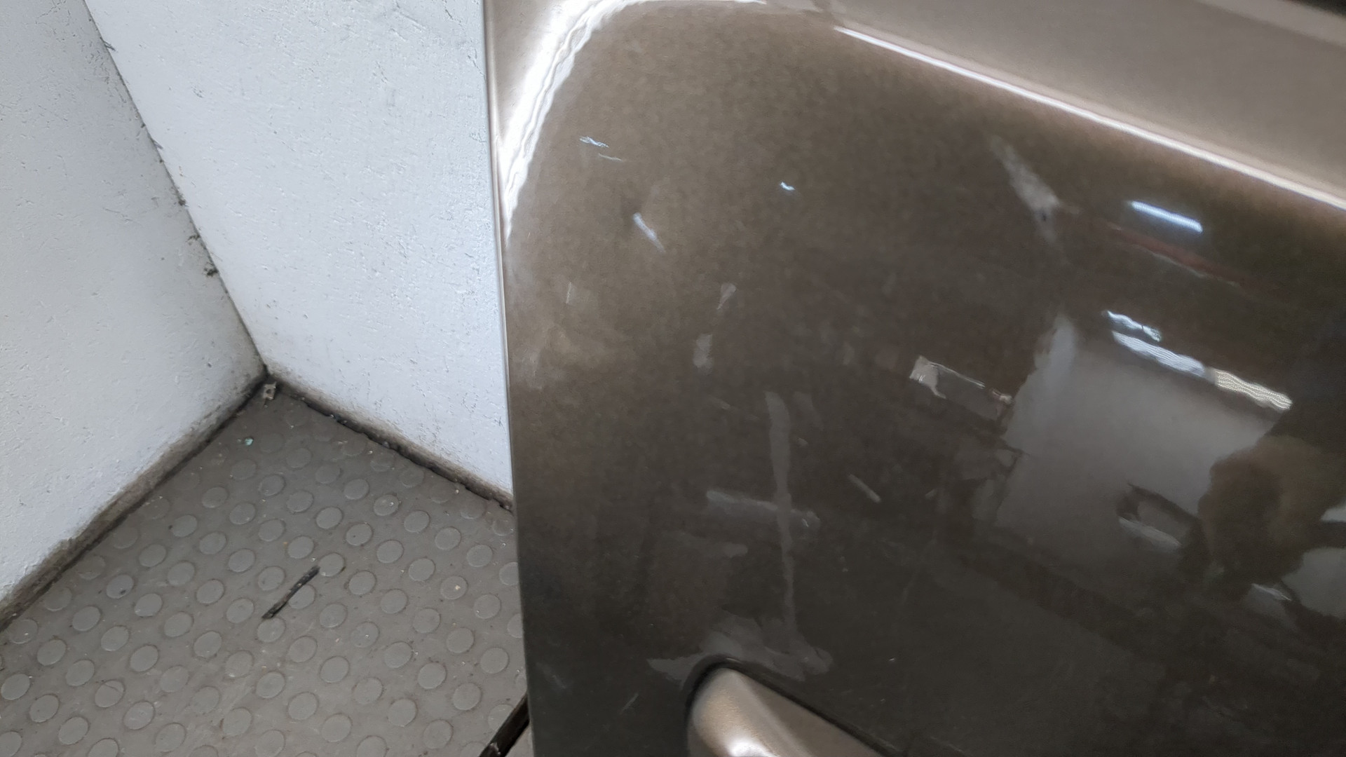 Дверь передняя правая