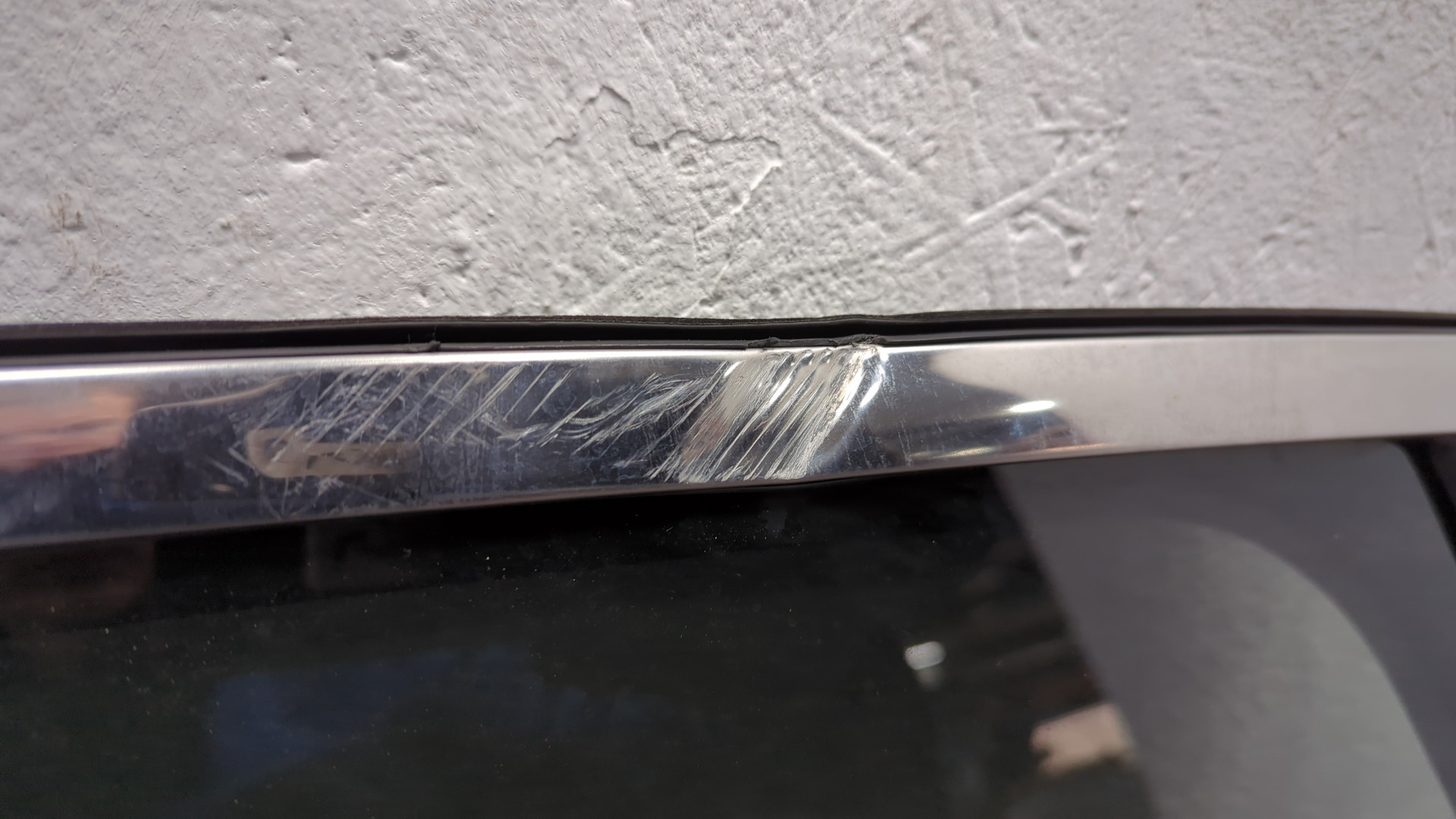 Дверь задняя левая