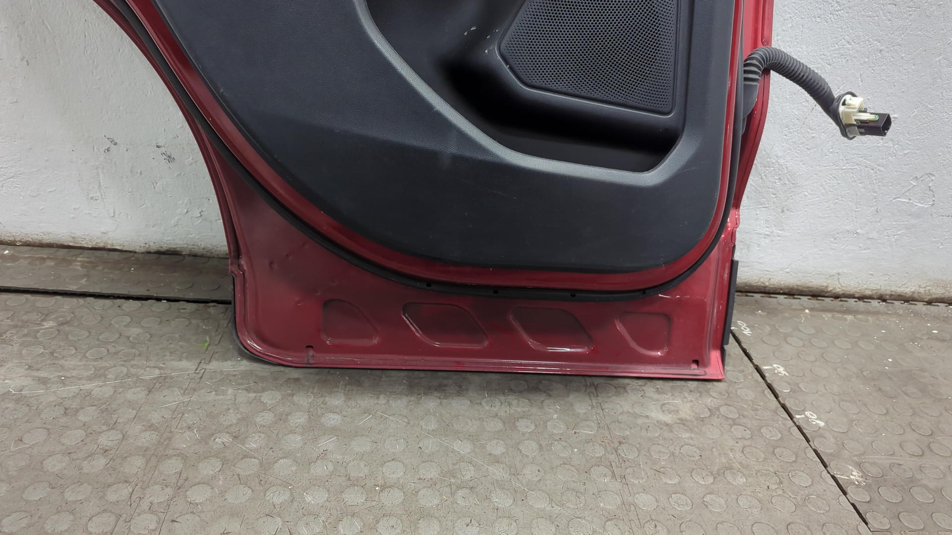 Дверь задняя левая