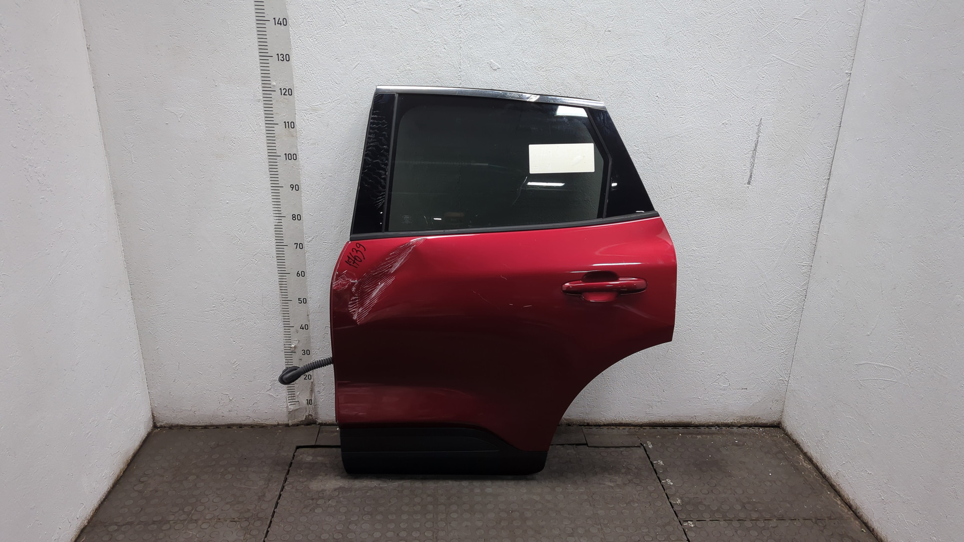 Дверь задняя левая