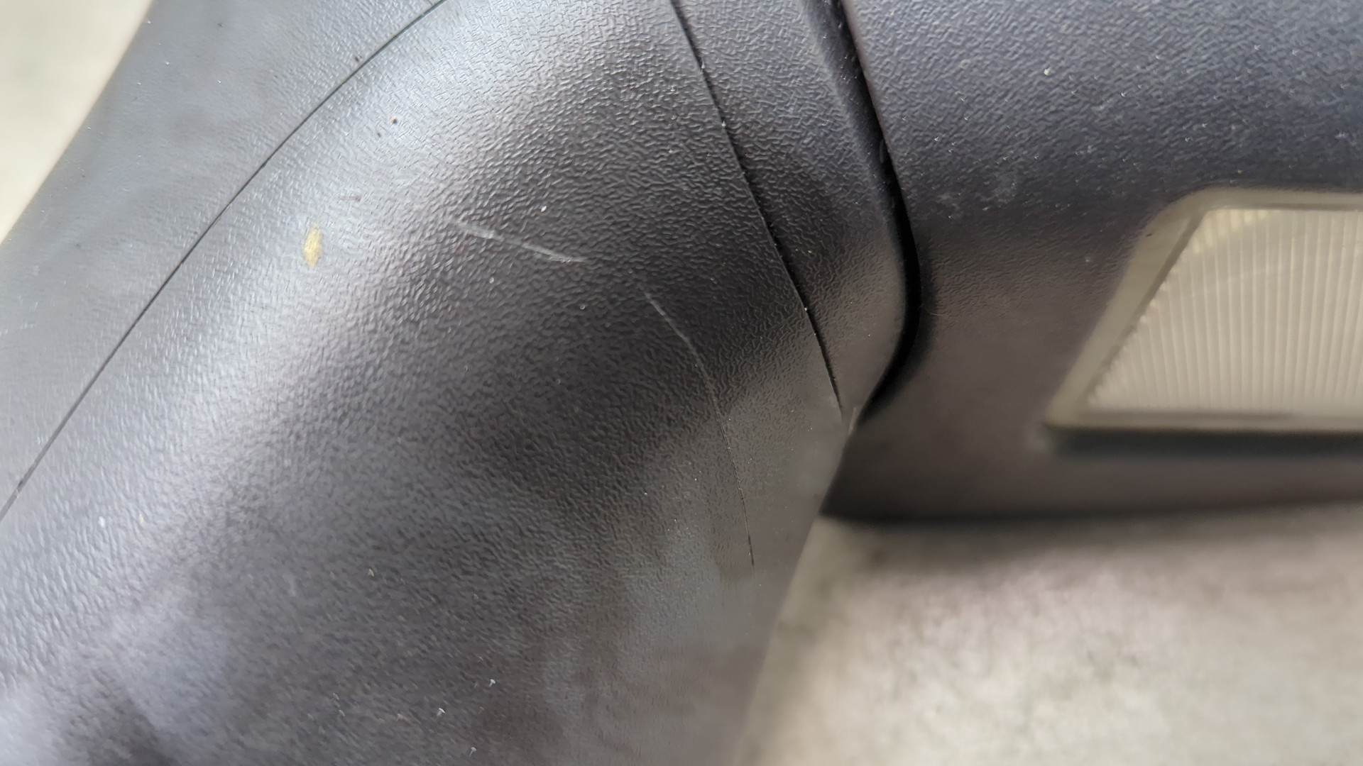 Зеркало левое электрическое