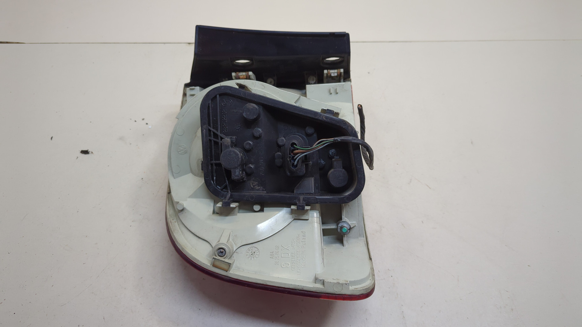 Фонарь задний правый