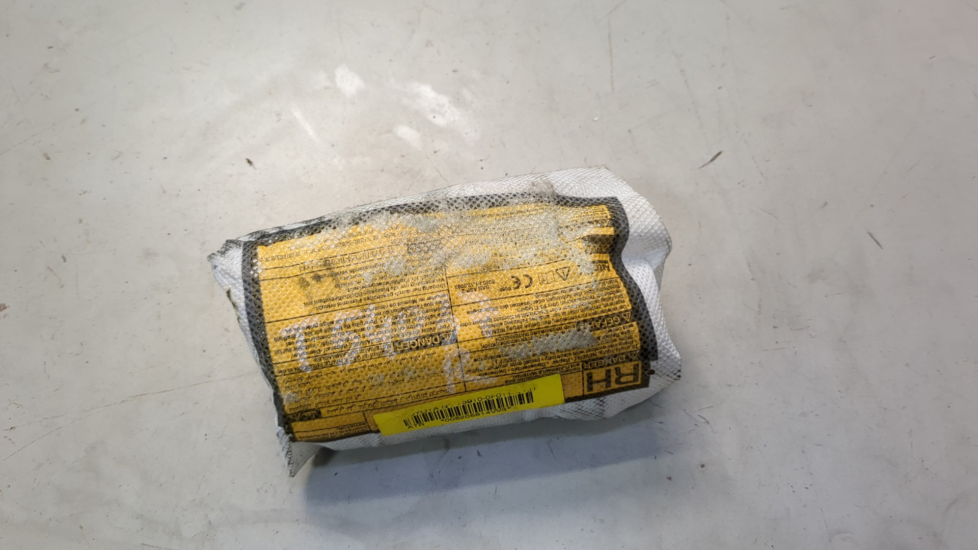 Подушка безопасности боковая (в сиденье)