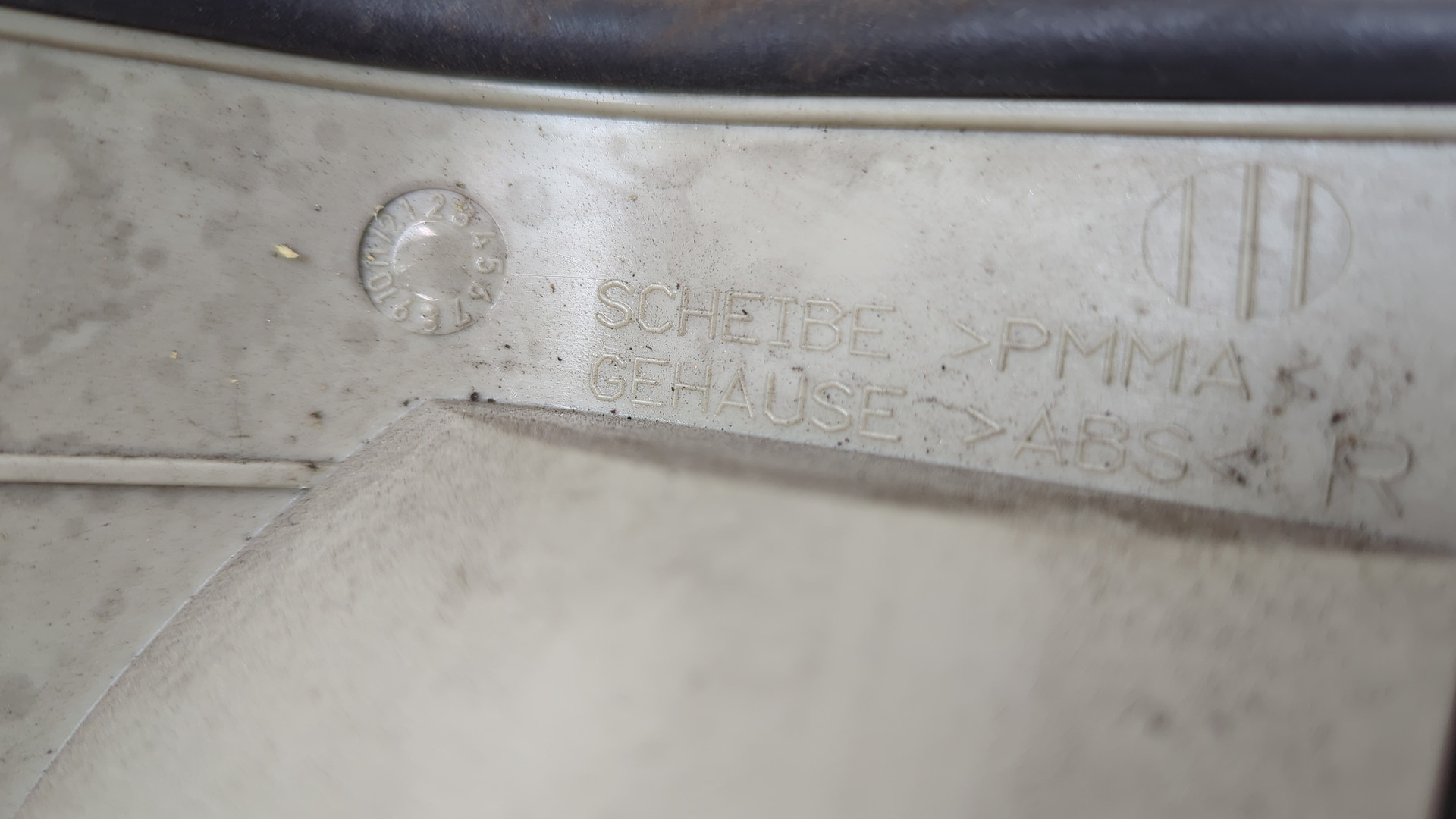 Фонарь задний правый