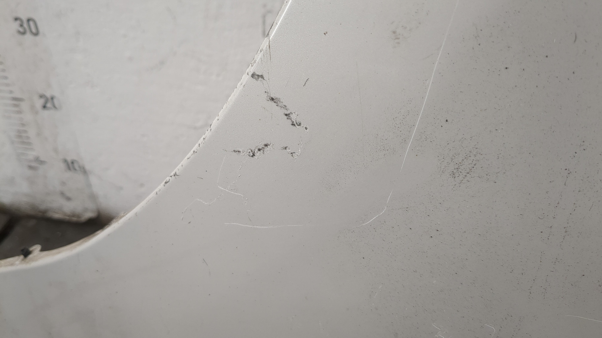 Крыло переднее левое