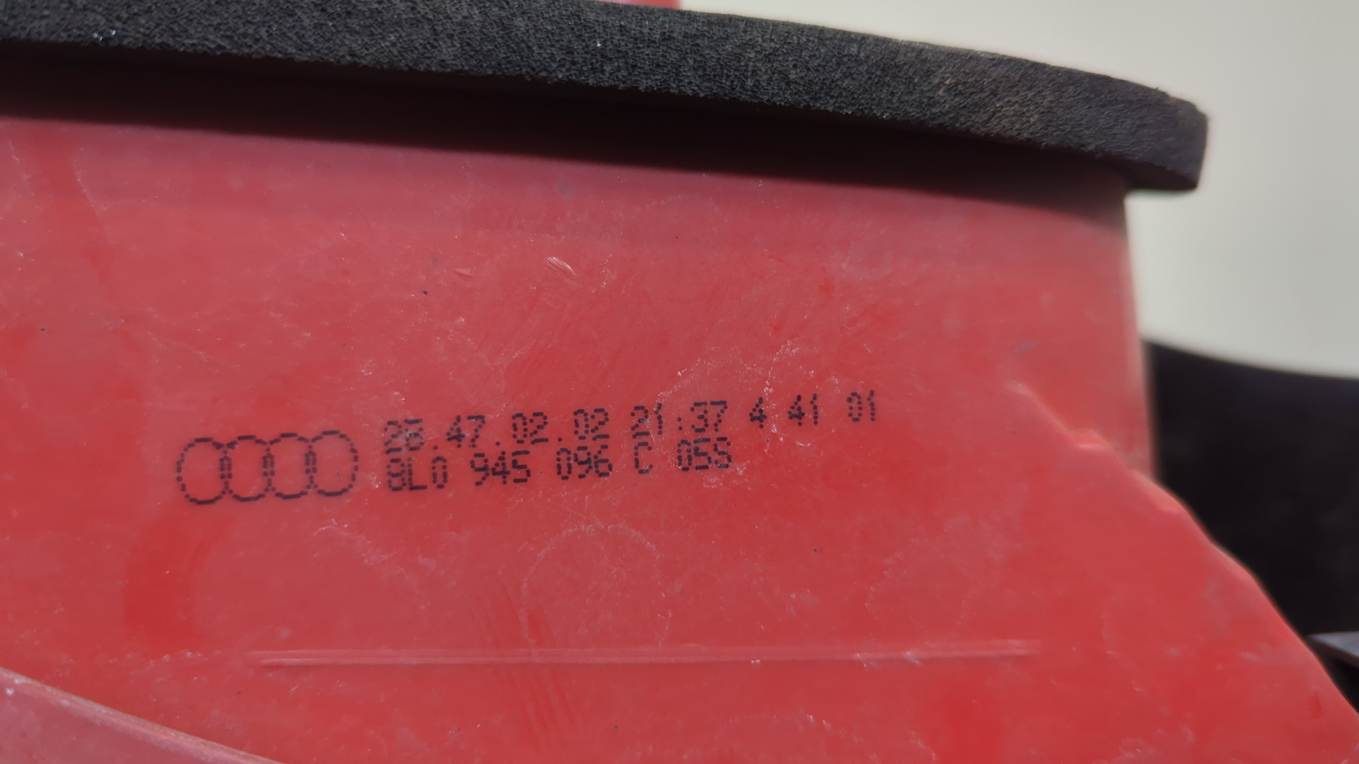 Фонарь задний правый