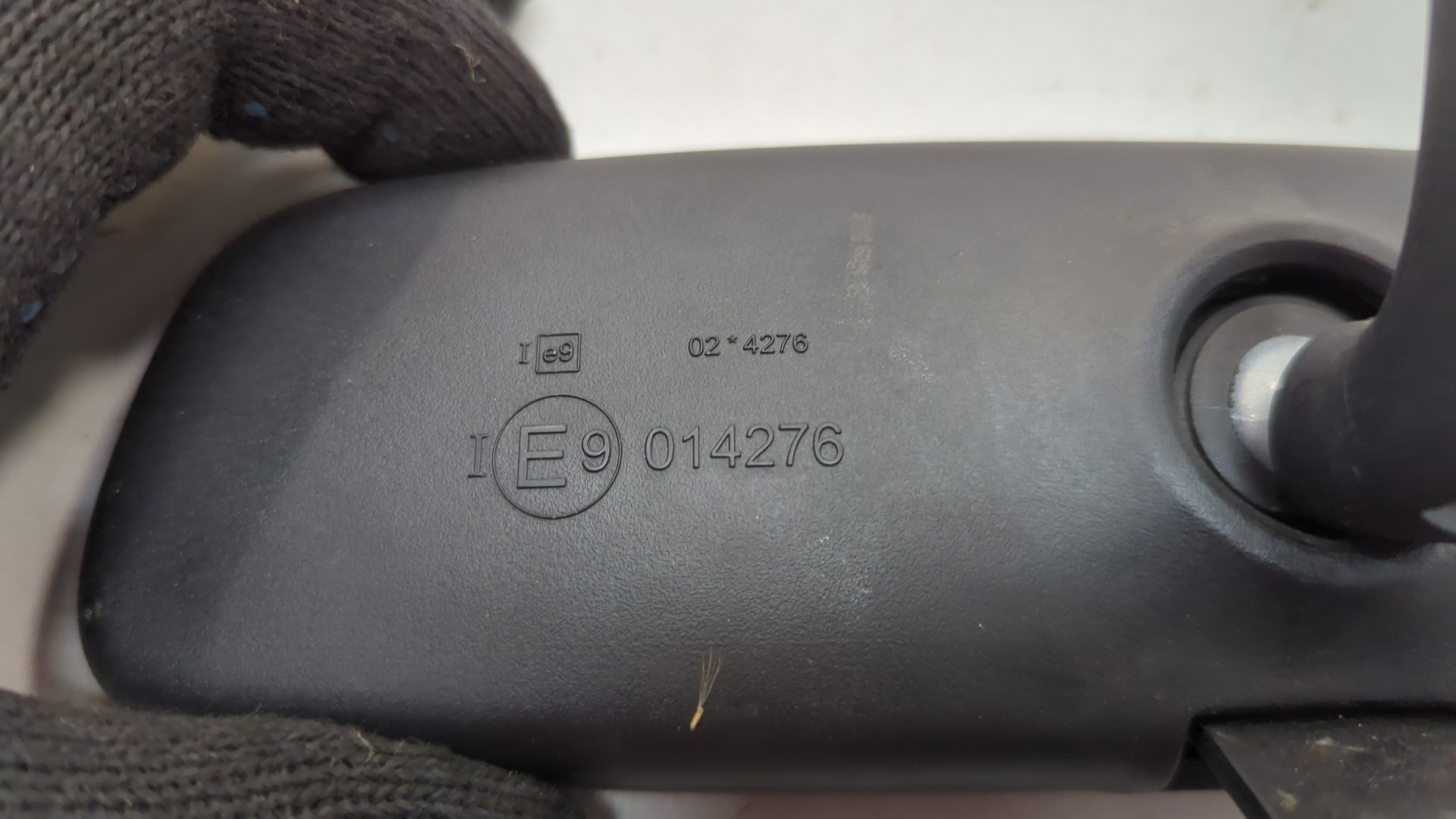 Зеркало заднего вида