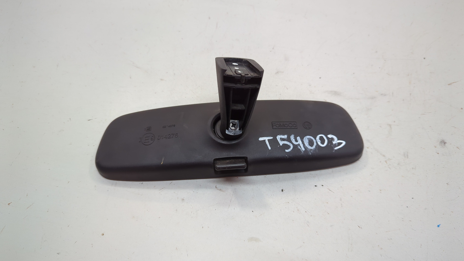 Зеркало заднего вида