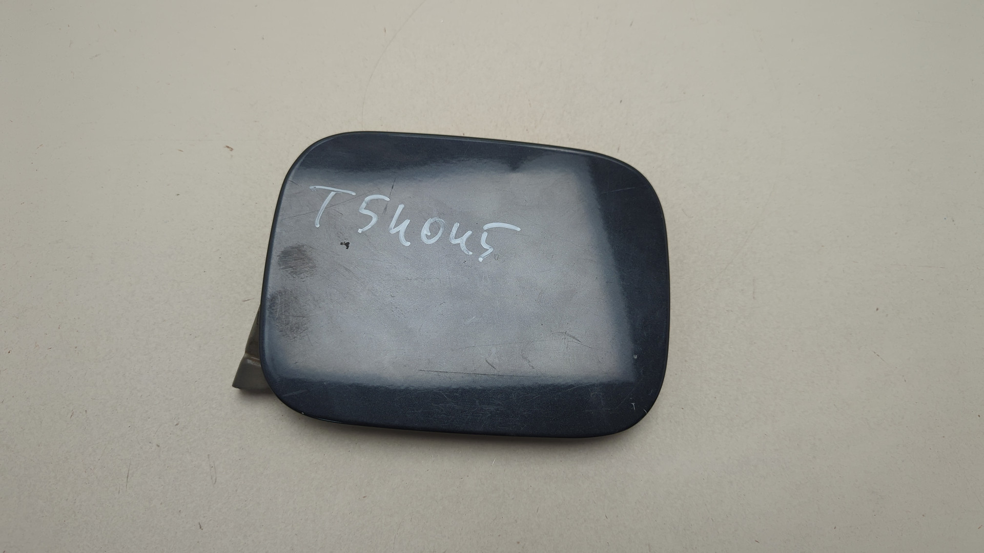 Лючок бензобака