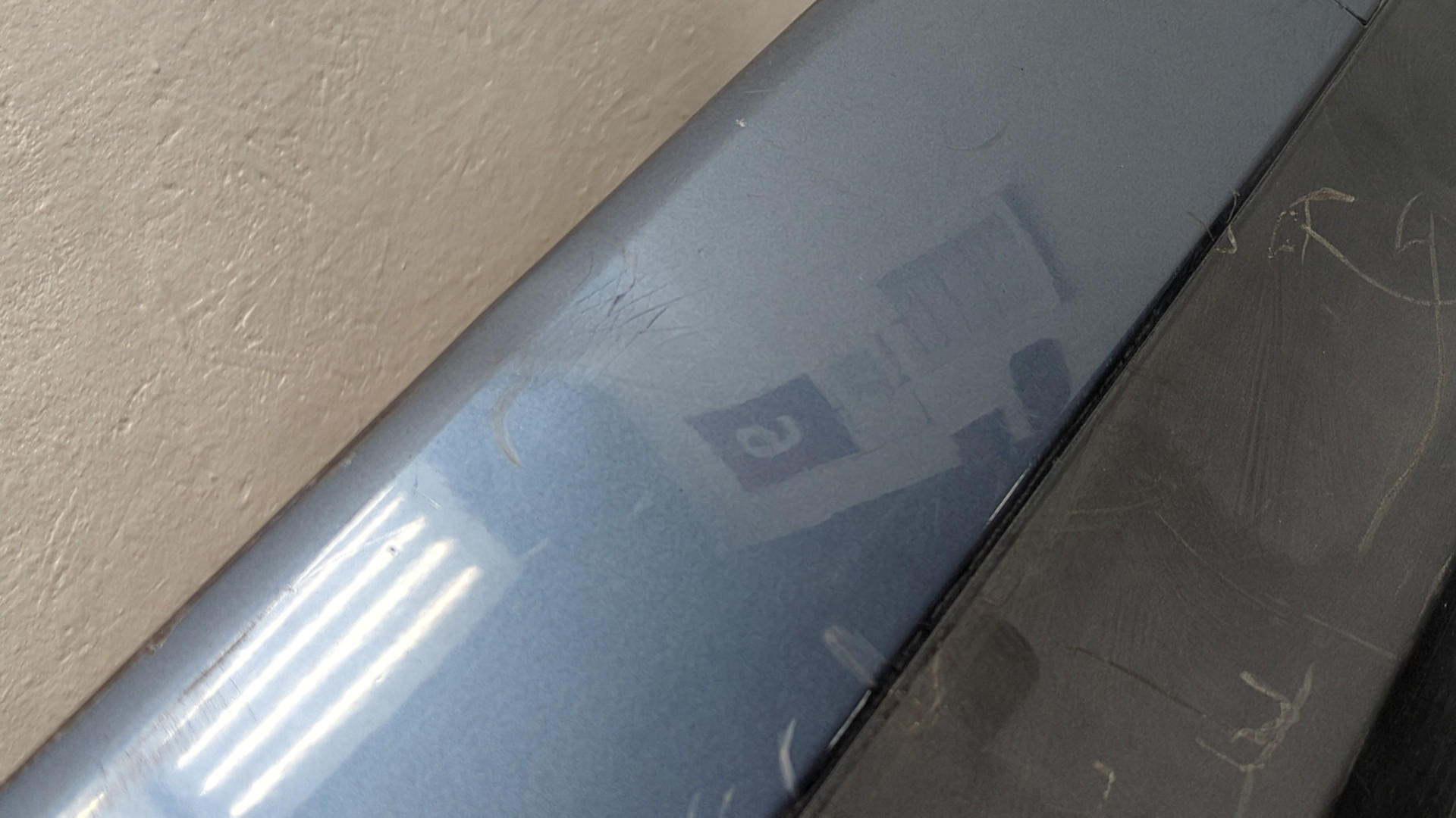 Бампер задний