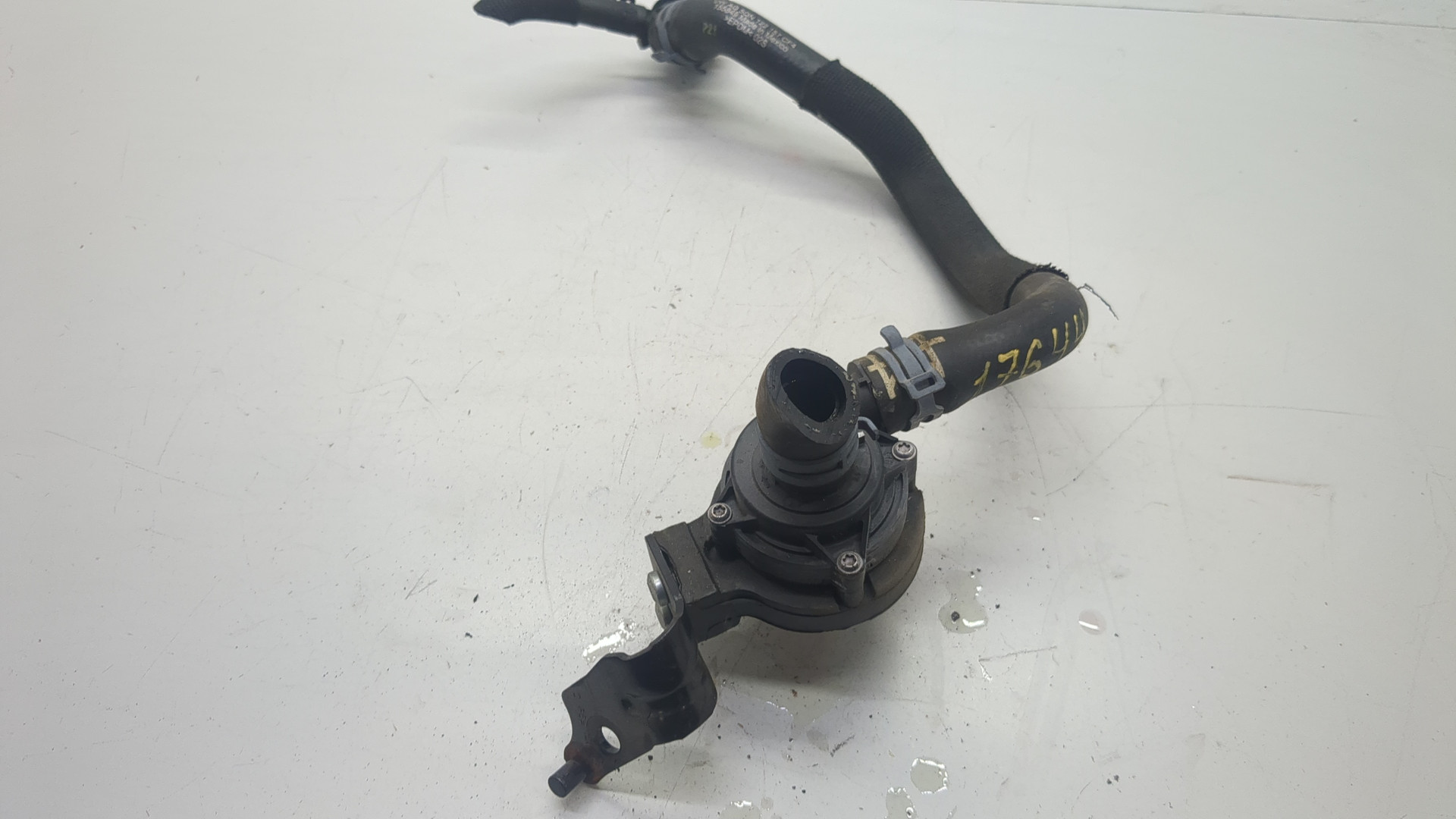 Насос водяной (помпа)