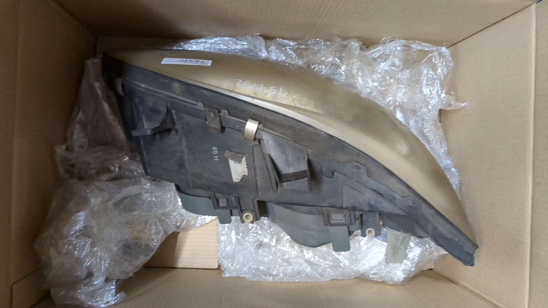 Фара правая