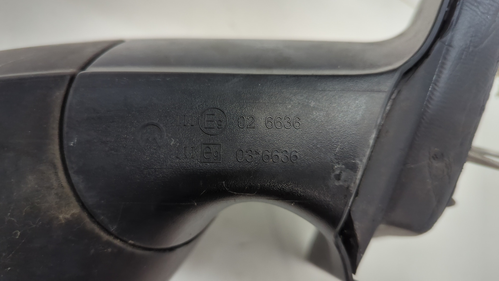 Зеркало правое электрическое