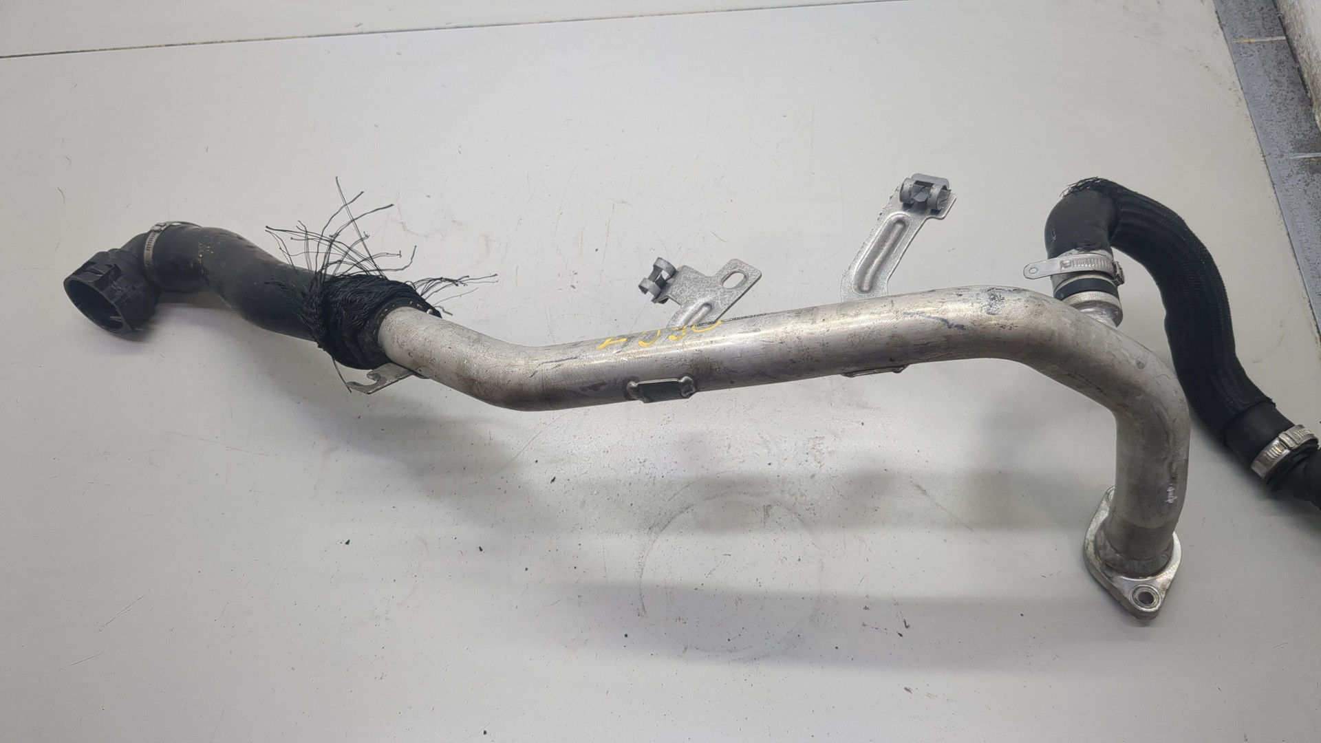 Трубка системы охлаждения