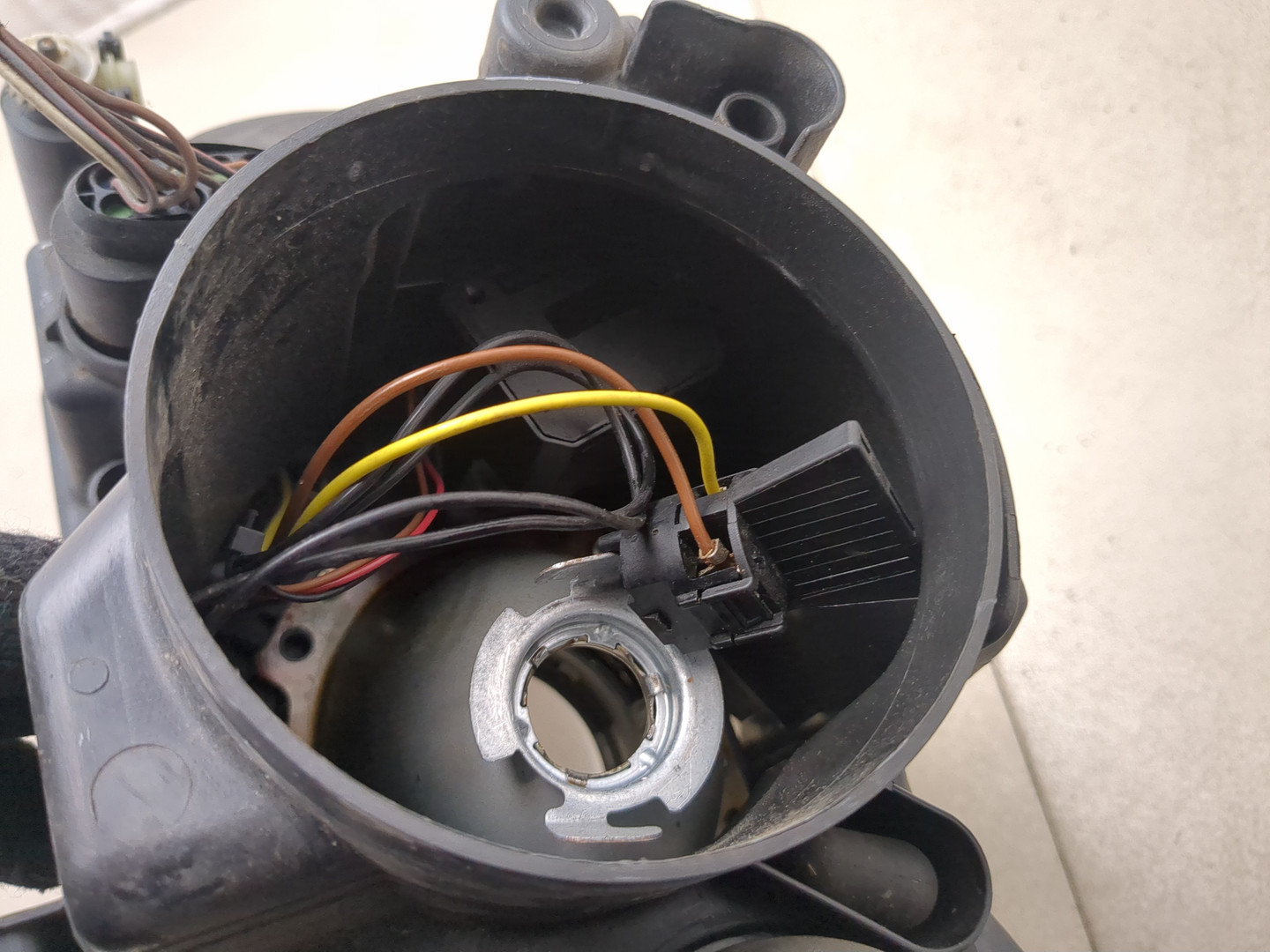 Фара правая