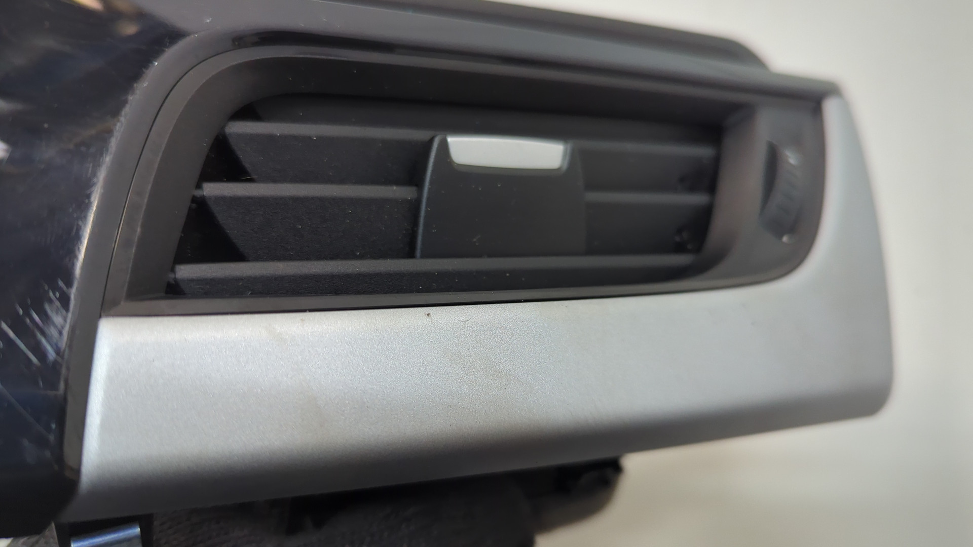 Дефлектор воздушный