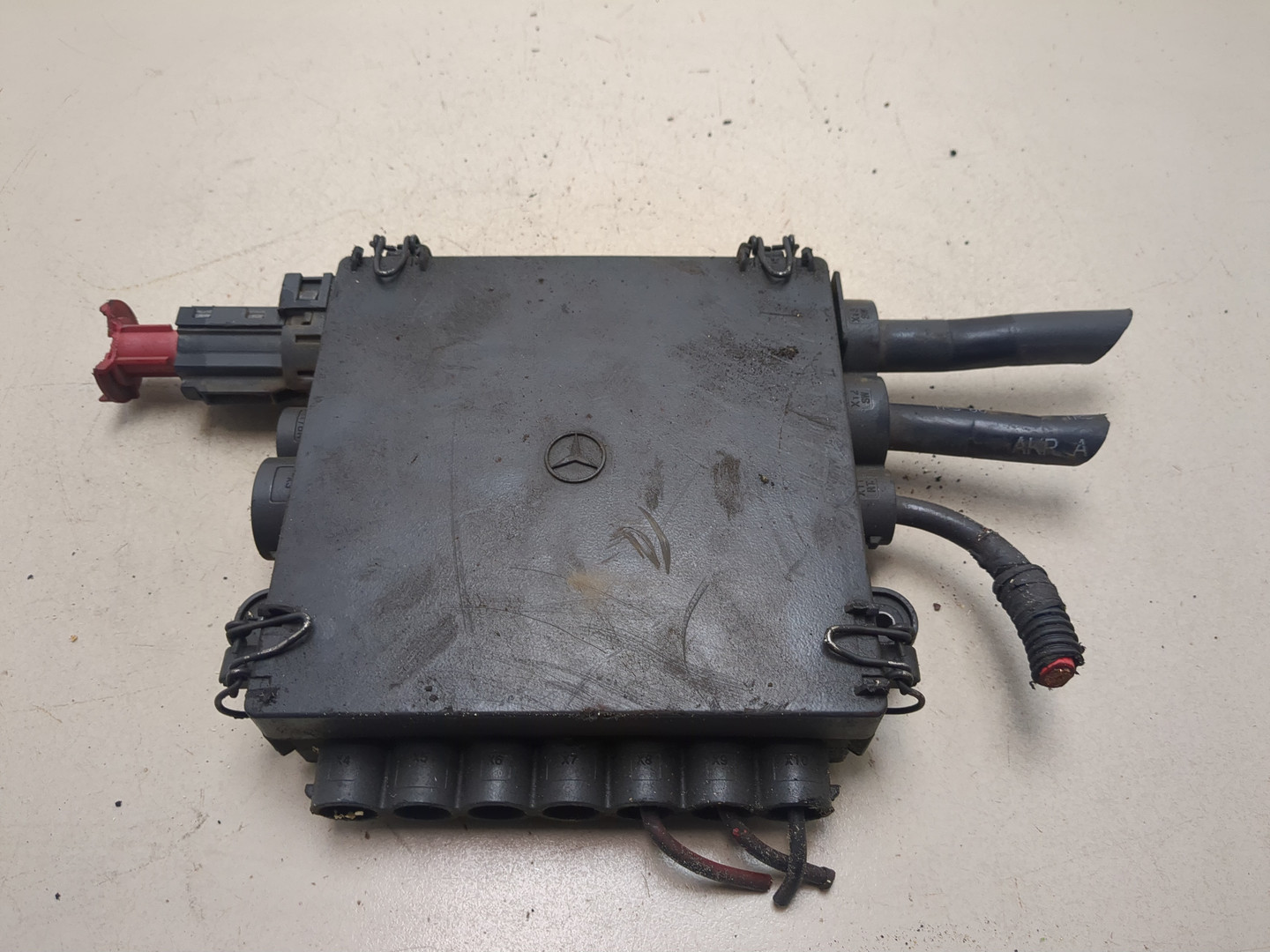 Выключатель массы