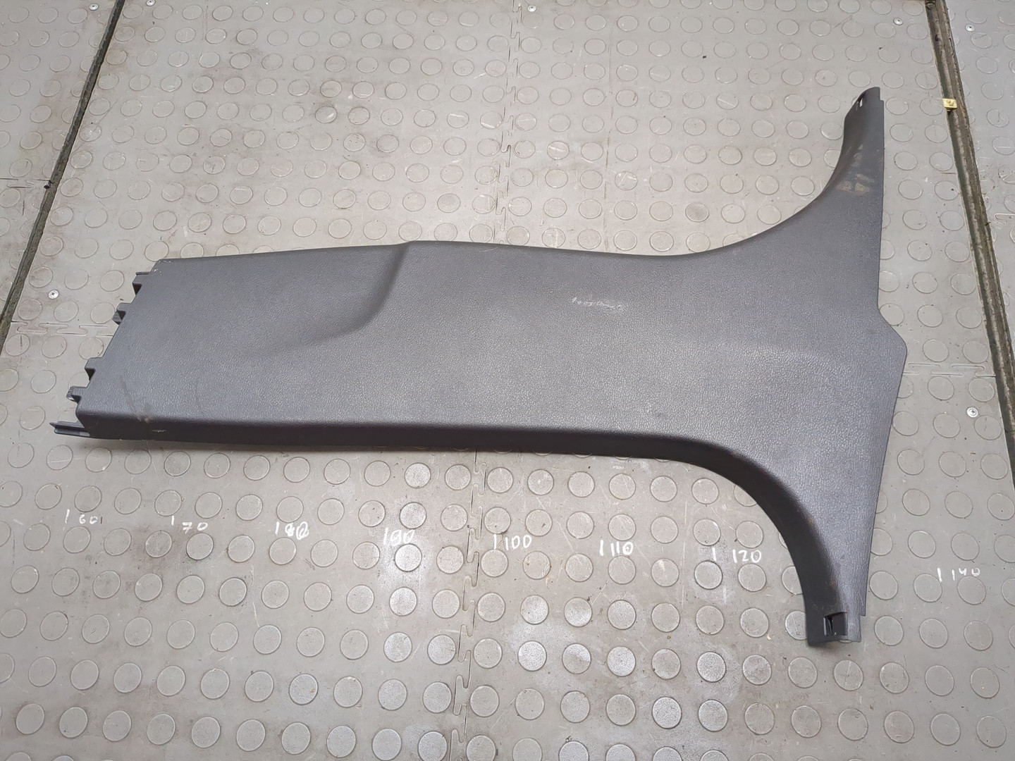 Обшивка стойки