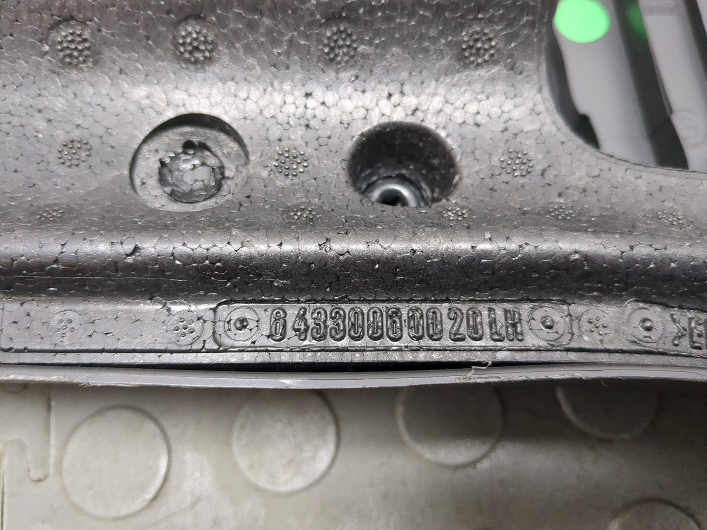 Обшивка стойки