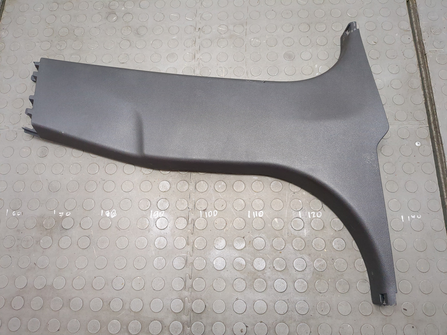 Обшивка стойки