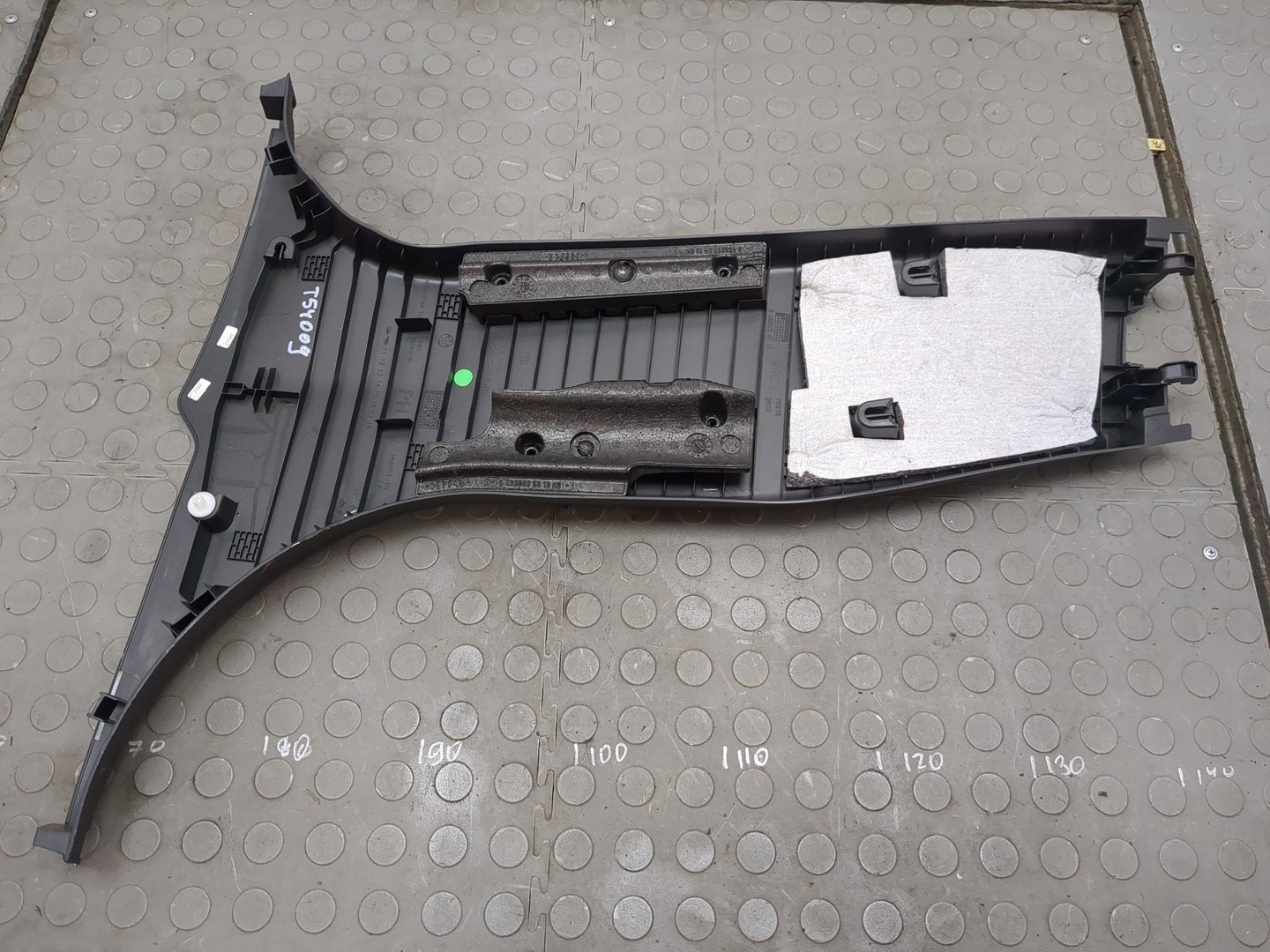 Обшивка стойки