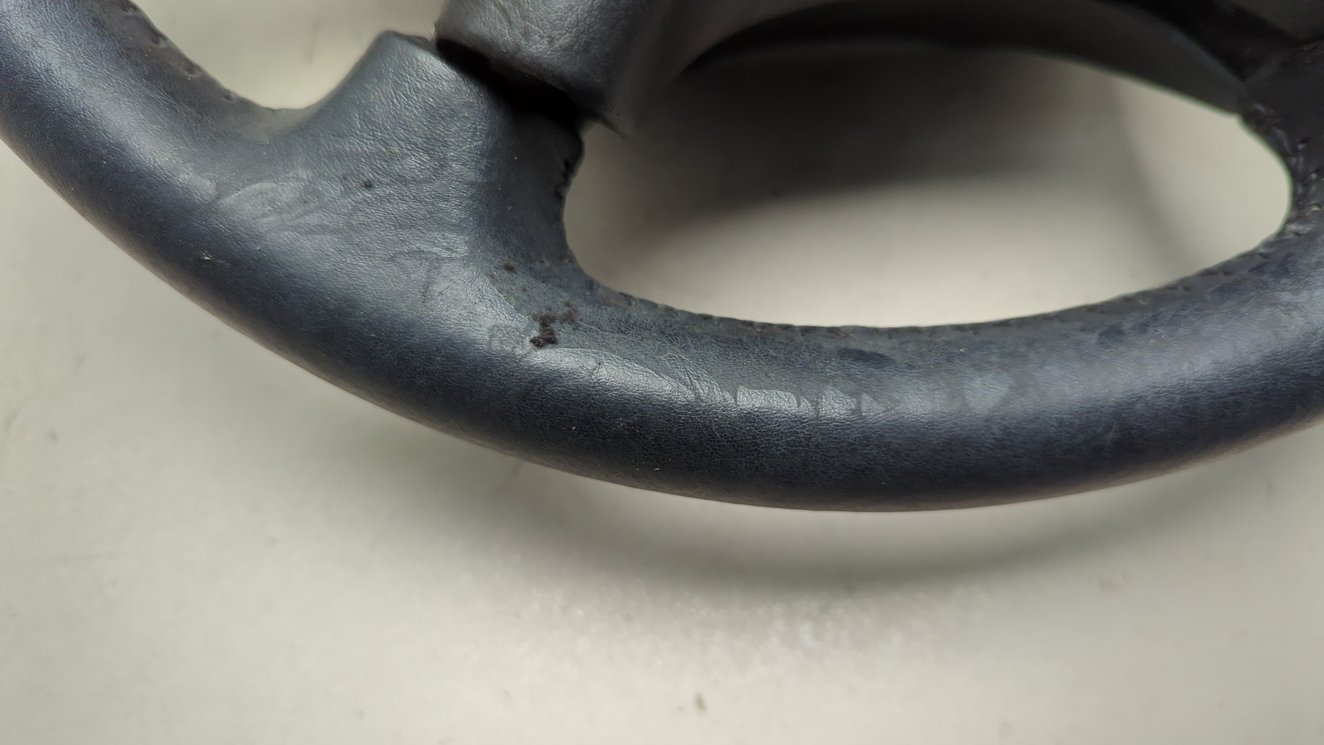 Рулевое колесо (руль)