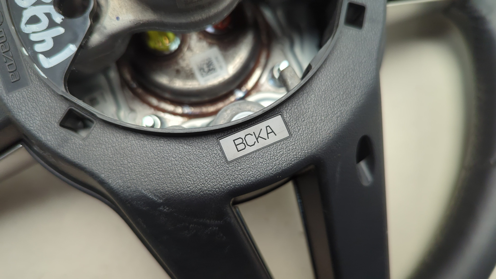 Рулевое колесо (руль)