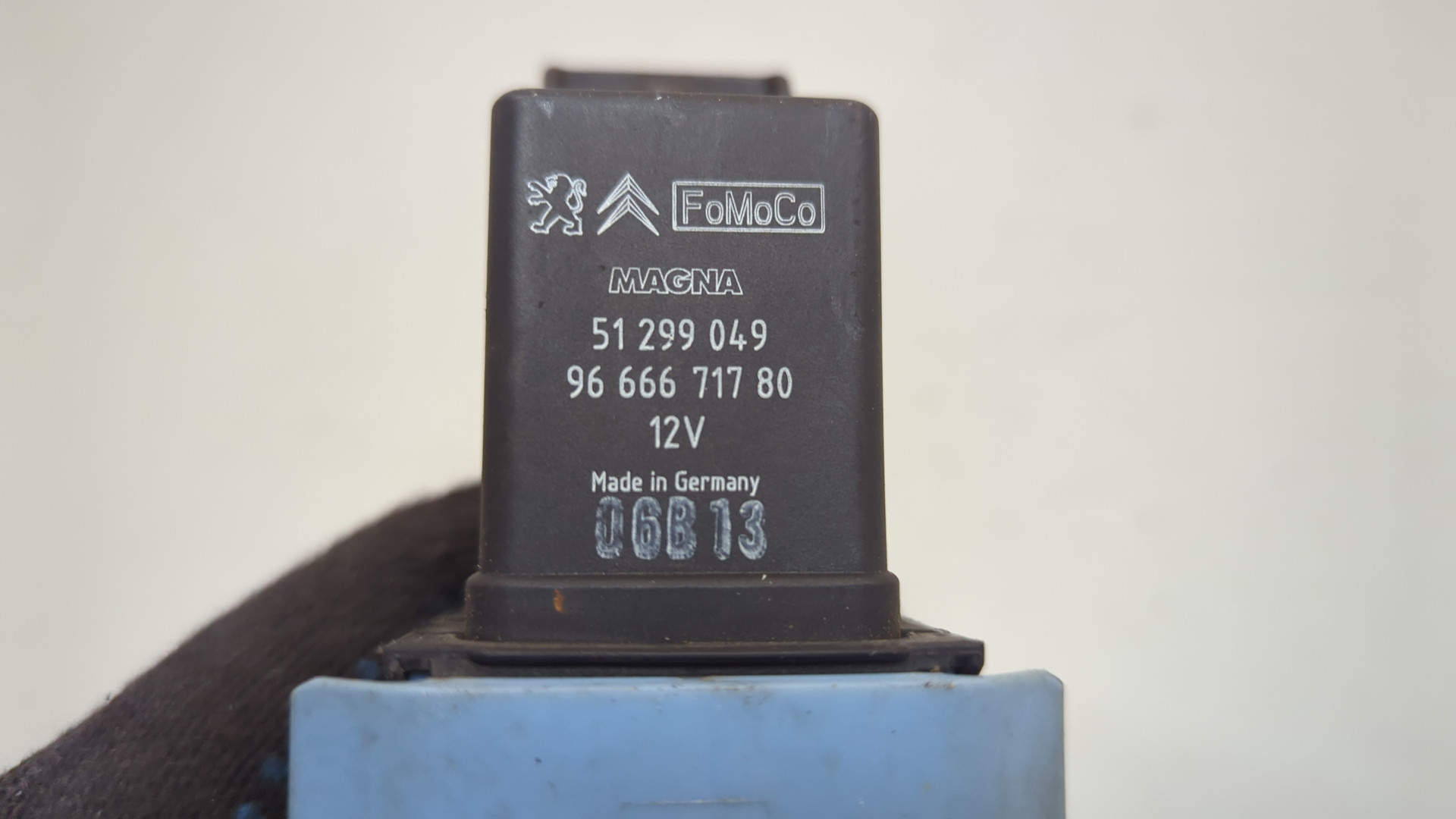 Реле свечей накала