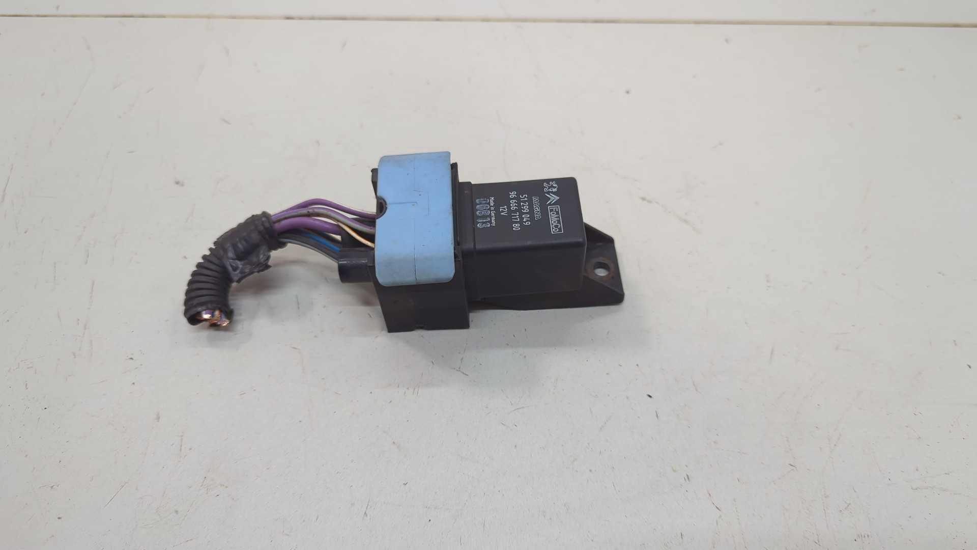 Реле свечей накала