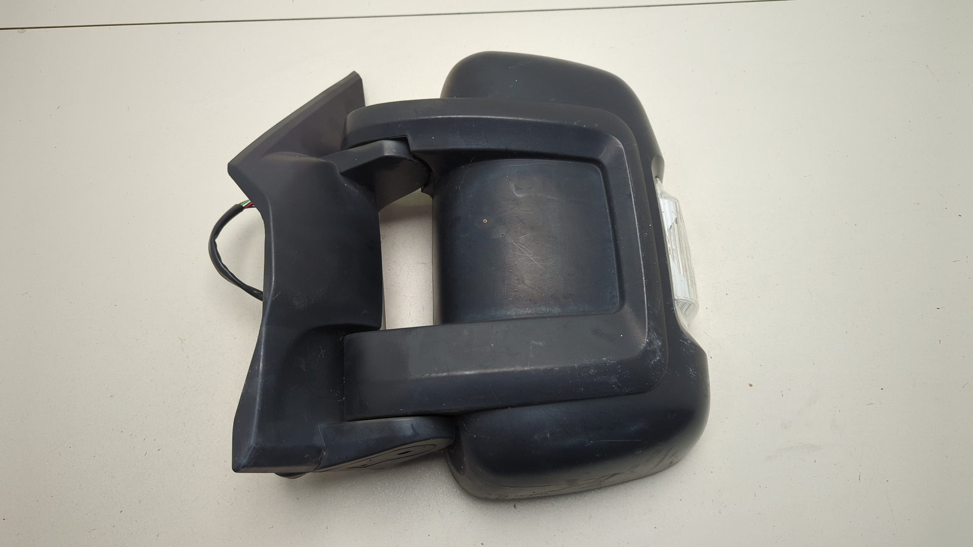 Зеркало левое электрическое