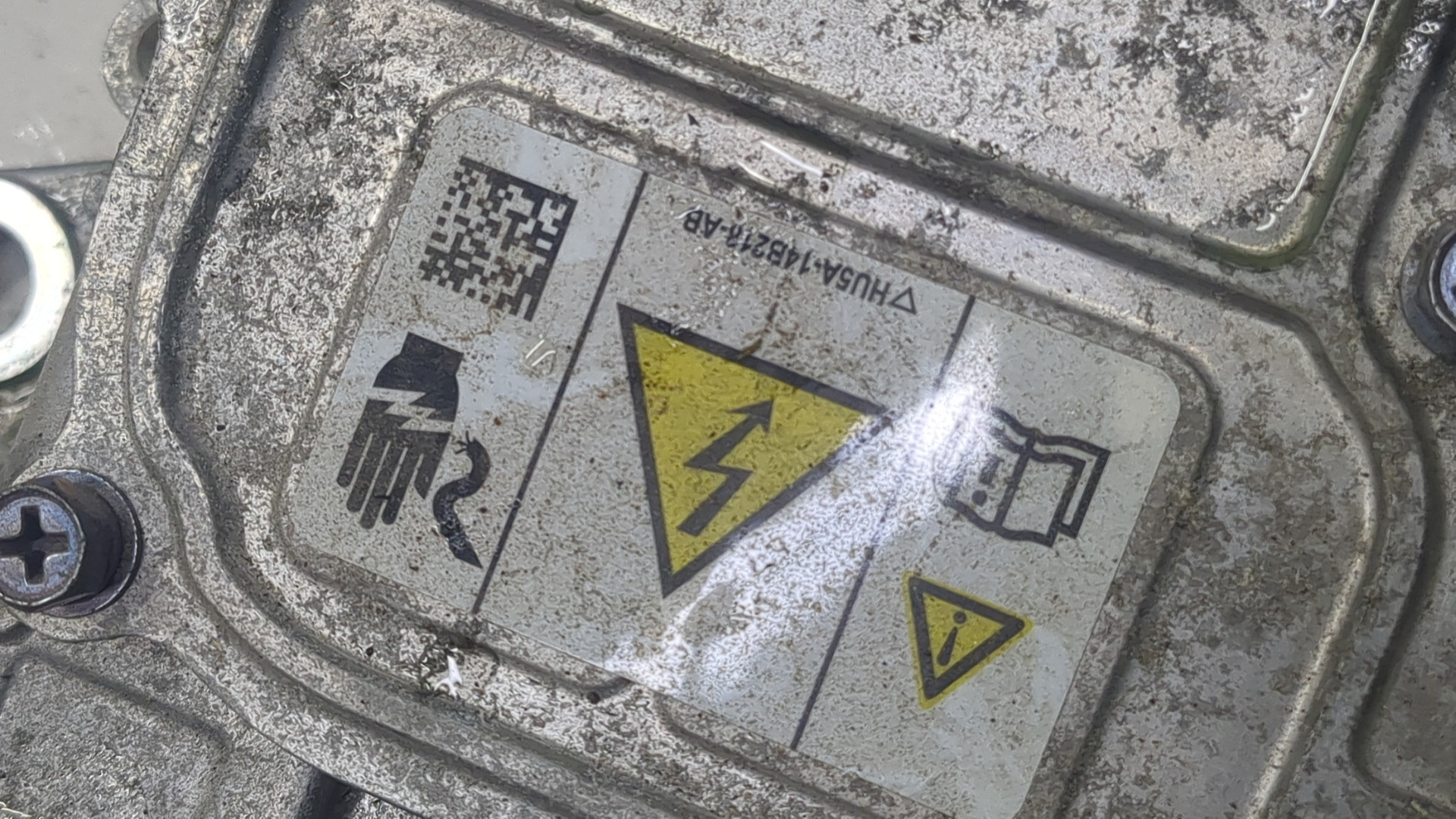 Преобразователь напряжения (адаптер)