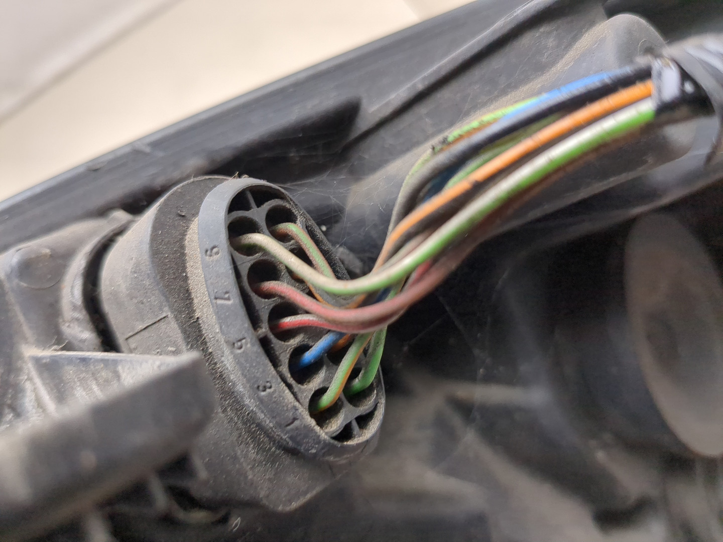 Фара правая