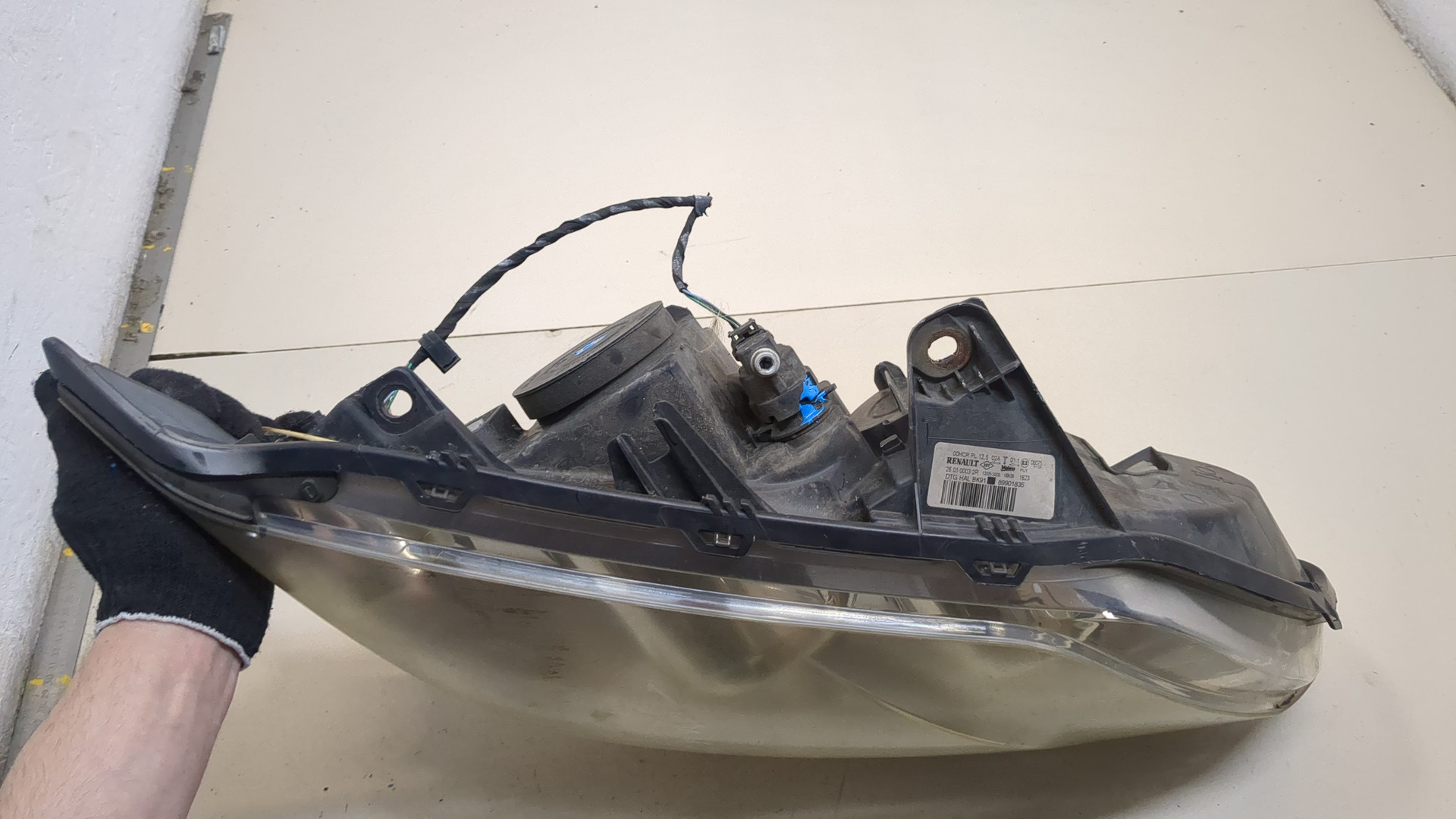 Фара правая