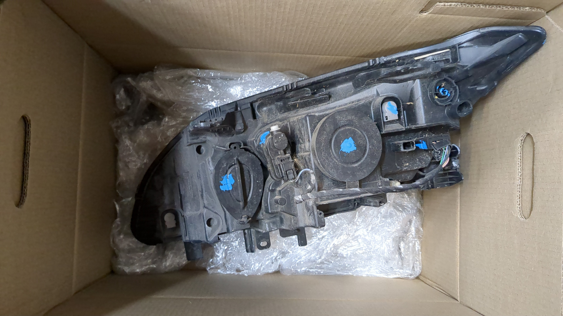 Фара правая