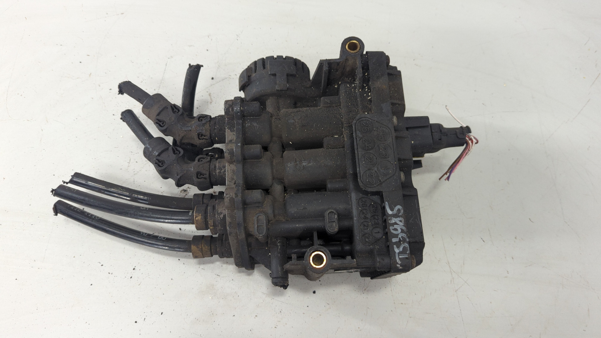 Кран уровня пола