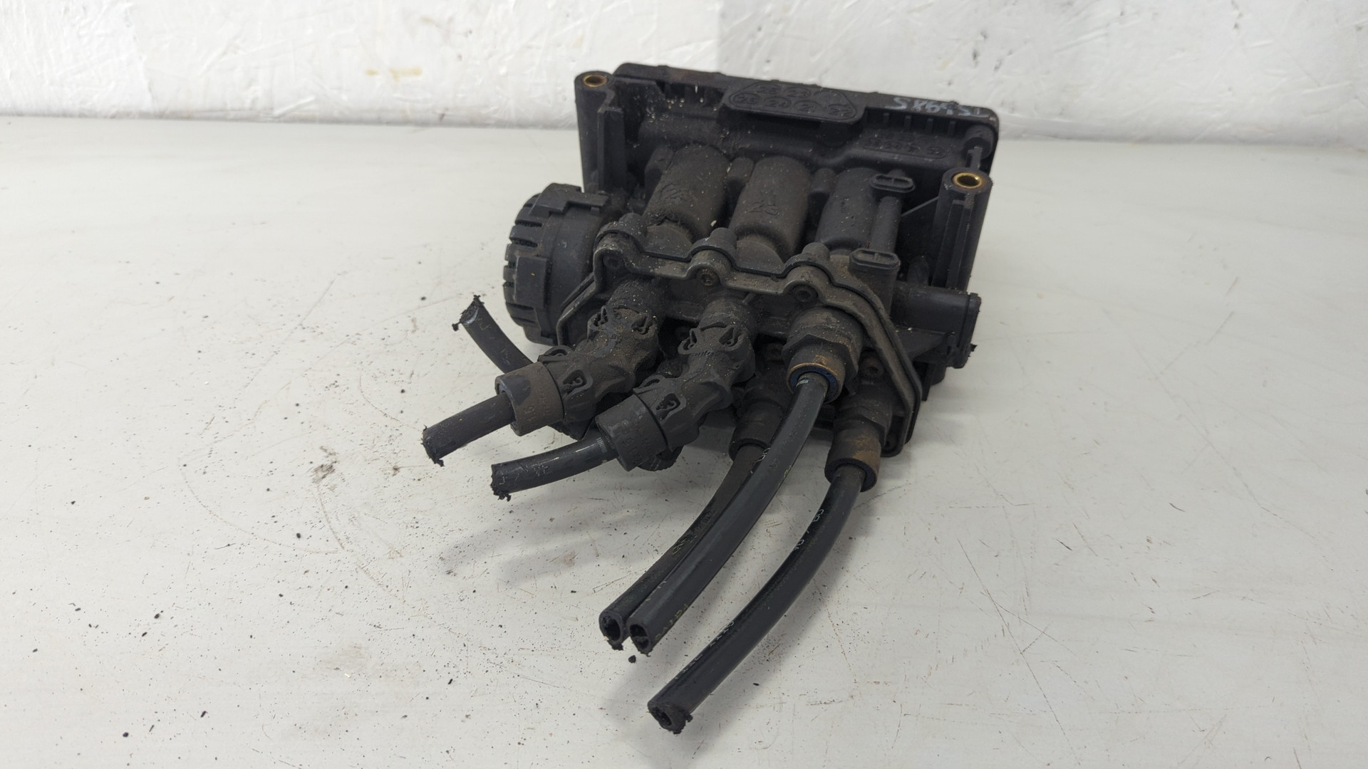 Кран уровня пола