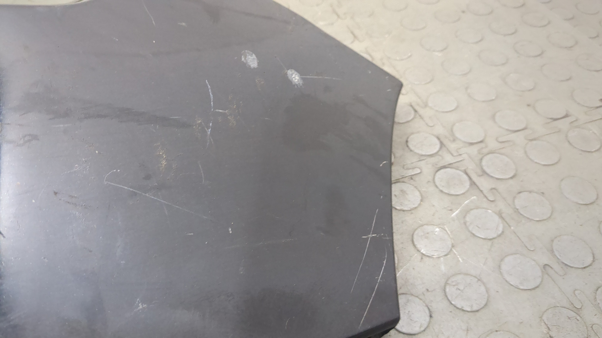 Молдинг заднего бампера левый