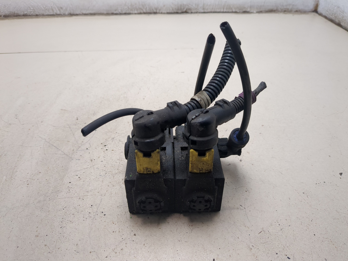 Клапан электромагнитный