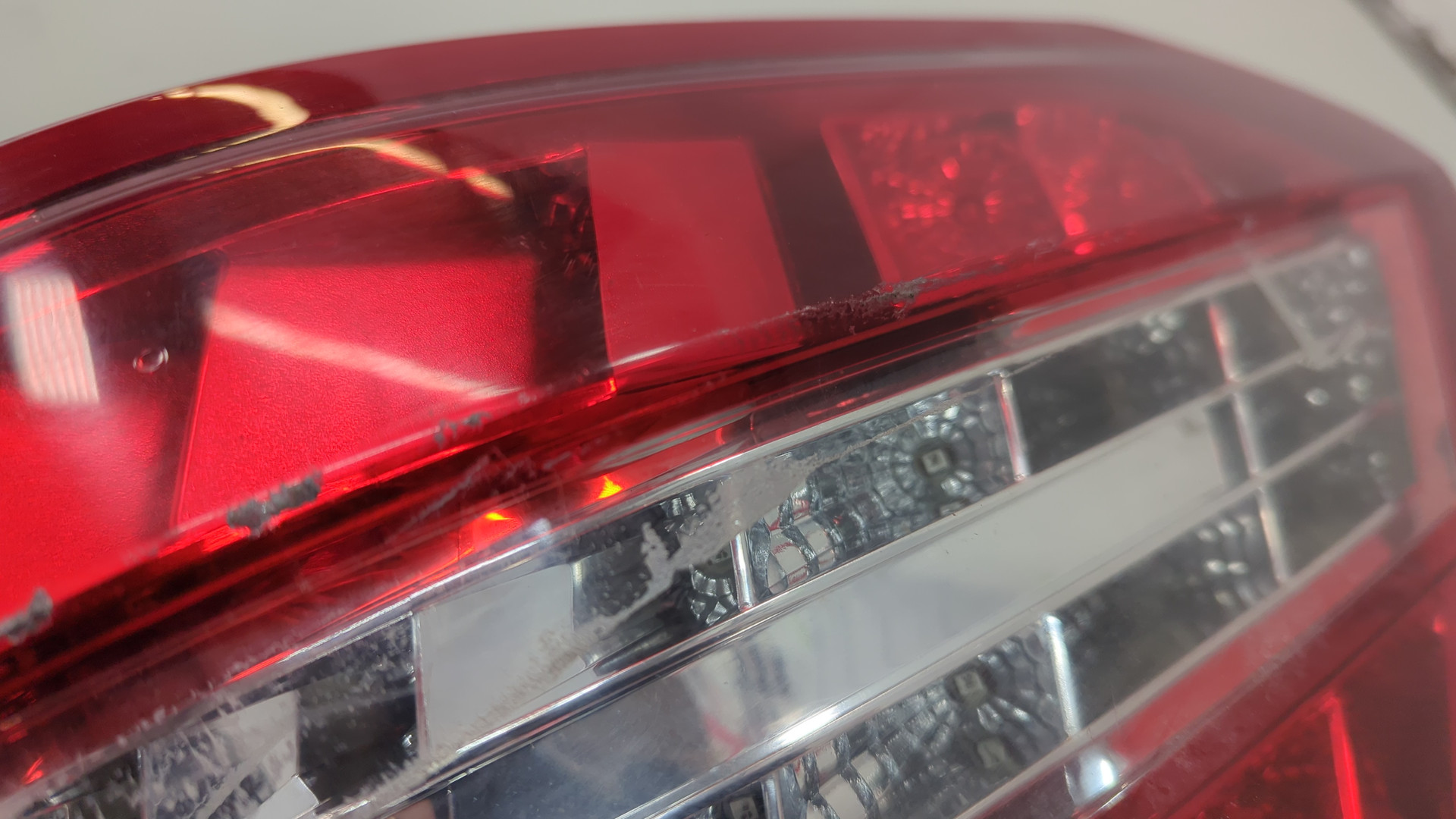 Фонарь задний правый